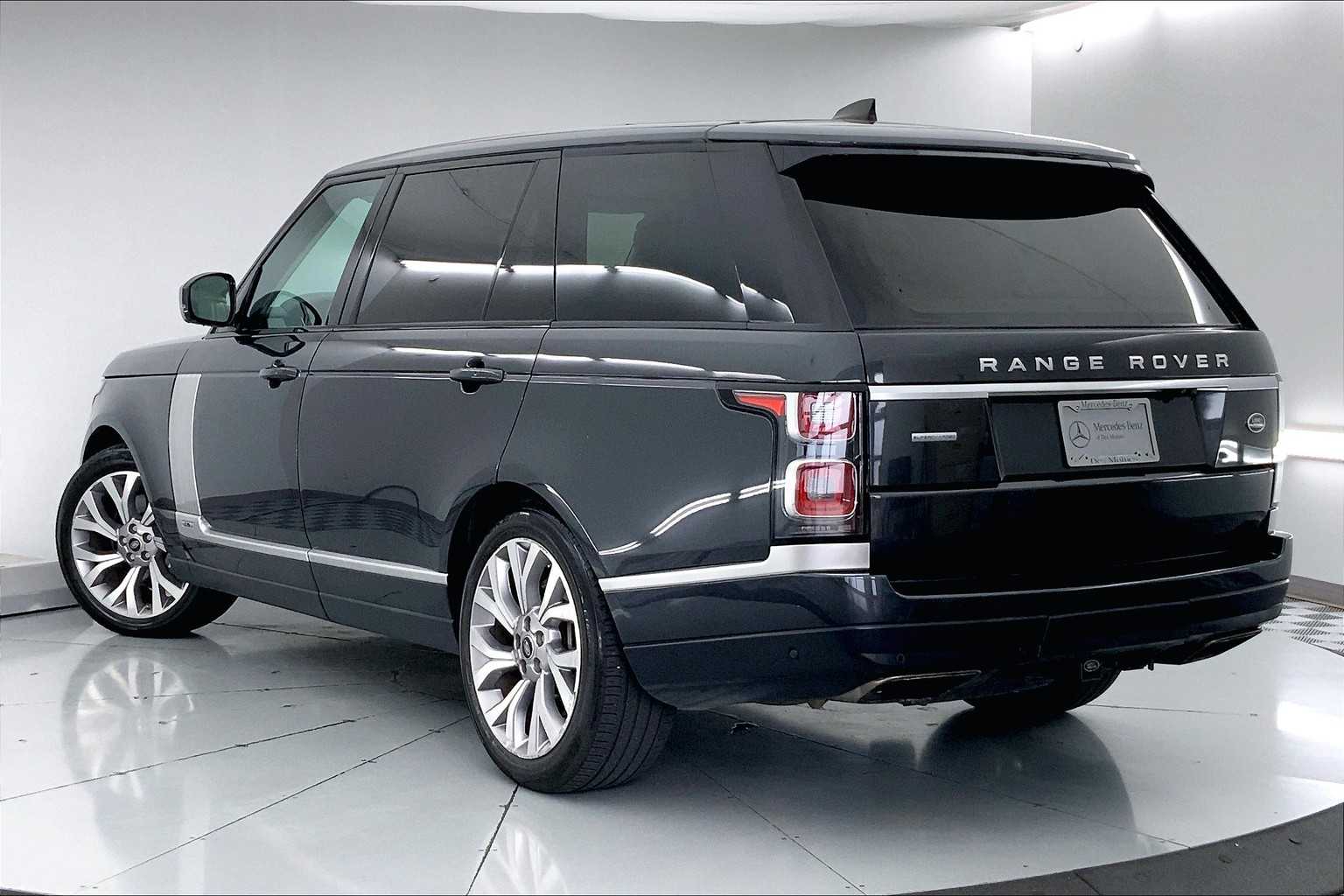 Thumbnail: 2018 Land Rover Range Rover - 4
