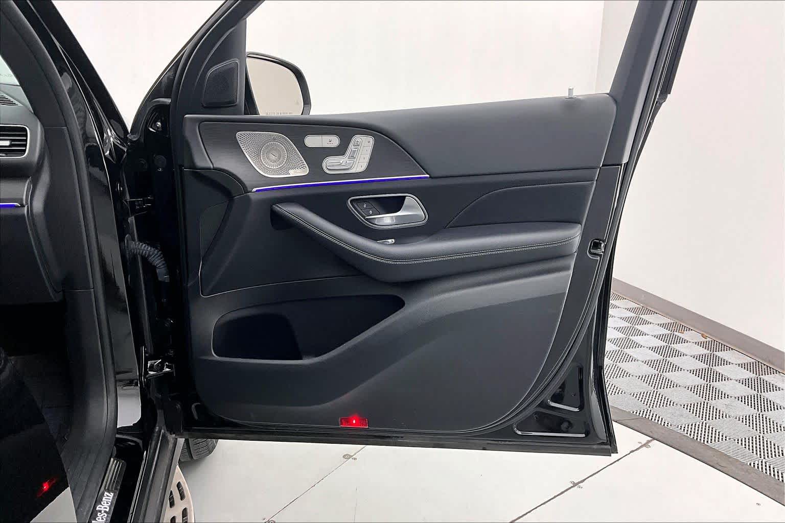 Thumbnail: 2021 Mercedes-Benz GLE - 24