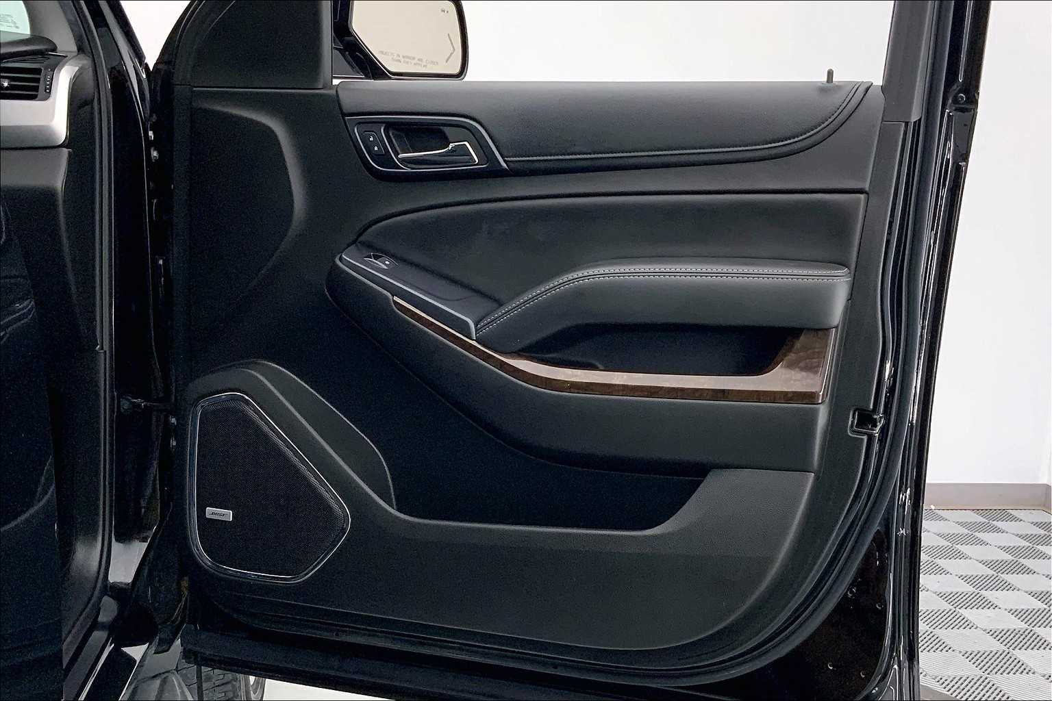 2018 Chevrolet Tahoe LT 23