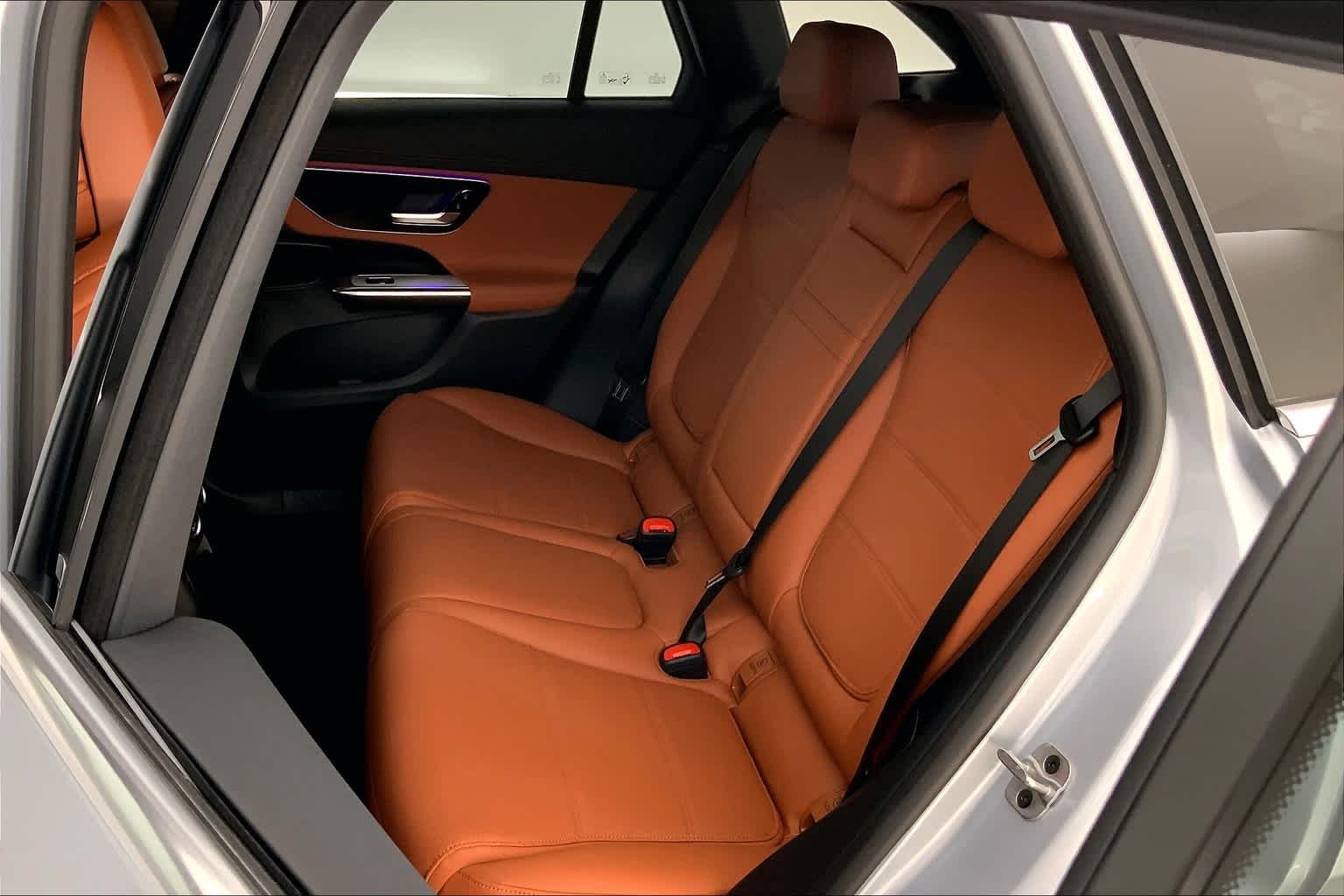 Thumbnail: 2025 Mercedes-Benz GLC - 13