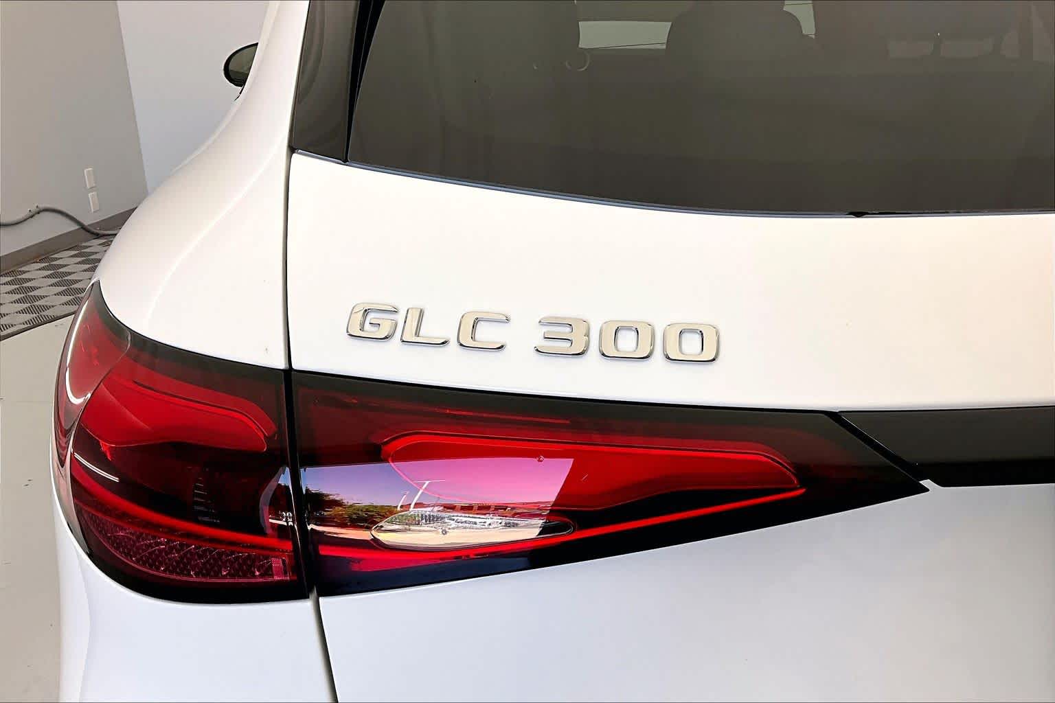 Thumbnail: 2026 Mercedes-Benz GLC - 7