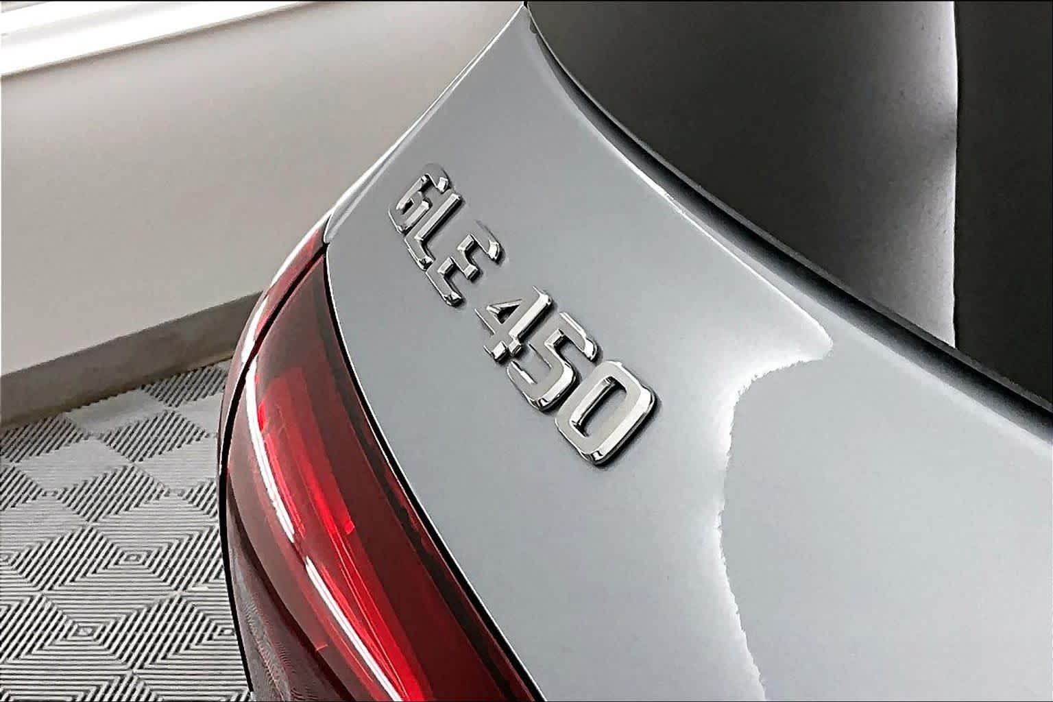 Thumbnail: 2026 Mercedes-Benz GLE - 7