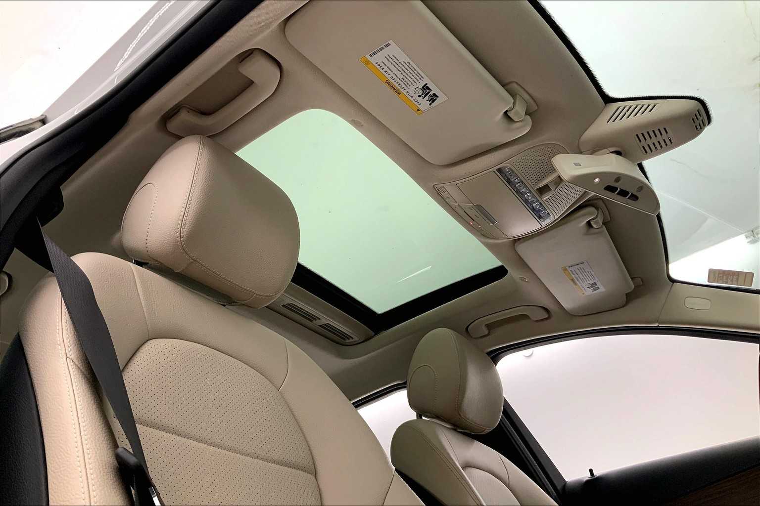 Thumbnail: 2020 Mercedes-Benz C-Class - 22