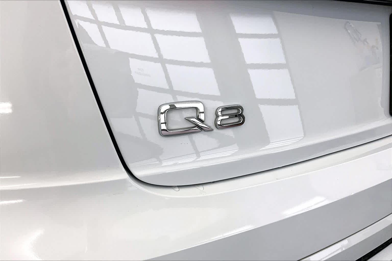 Thumbnail: 2021 Audi Q8 - 7