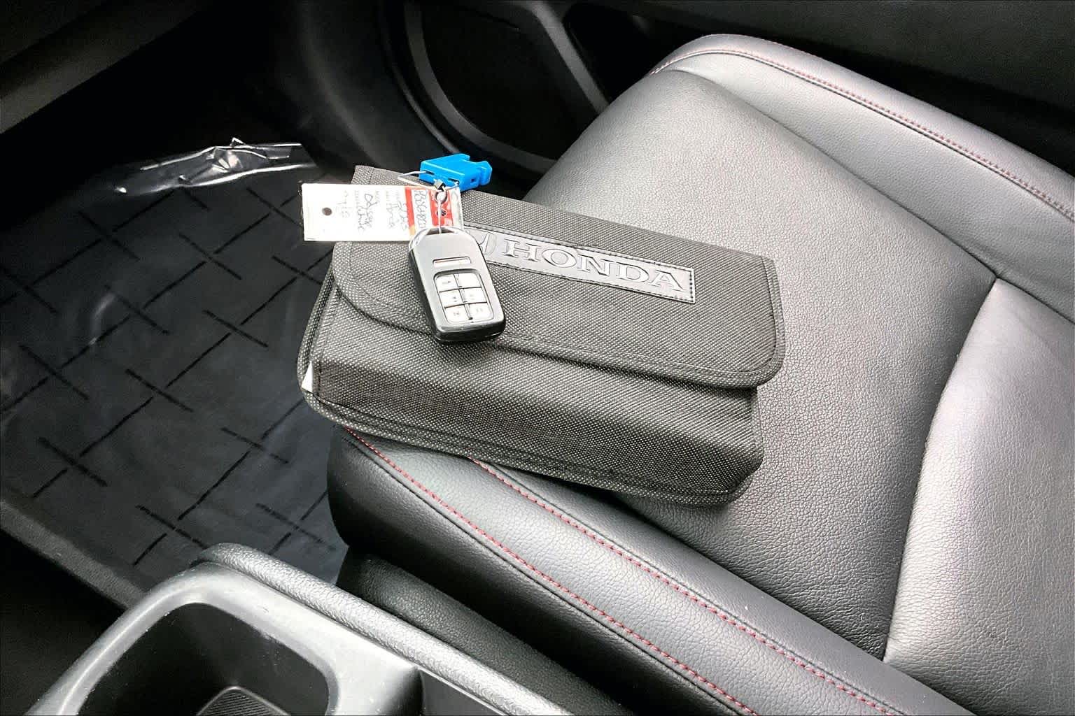 Thumbnail: 2023 Honda Odyssey - 20