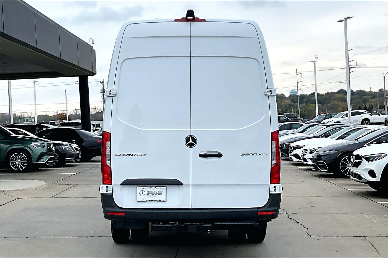 Thumbnail: 2026 Mercedes-Benz Sprinter - 5