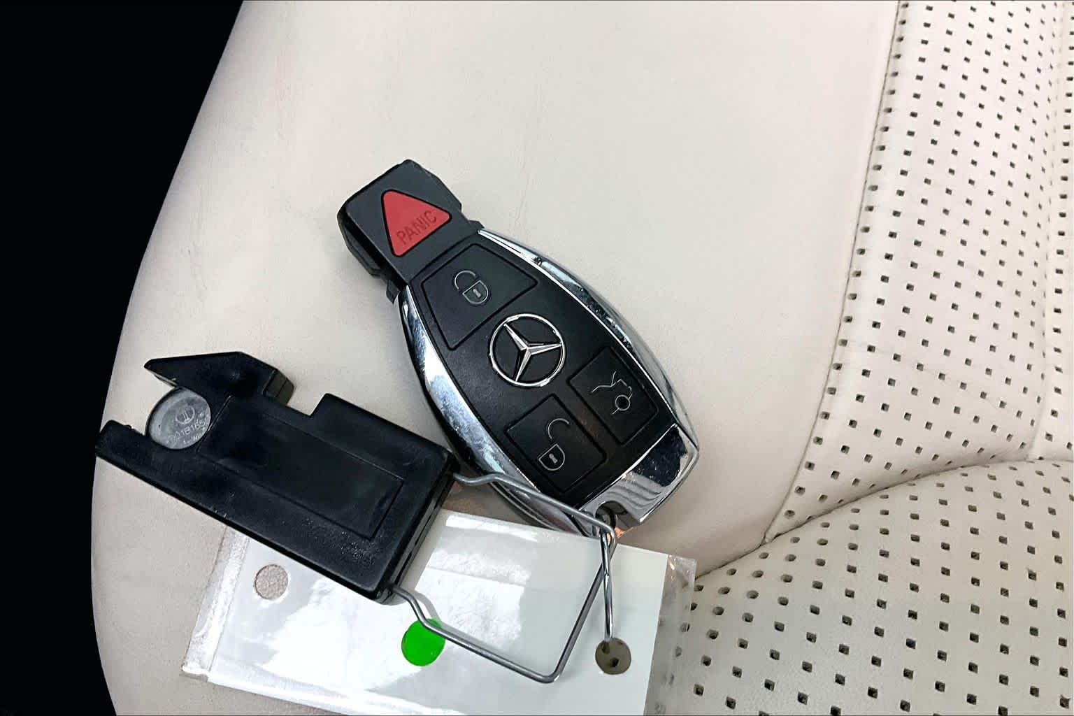 Thumbnail: 2017 Mercedes-Benz GL-Class - 20