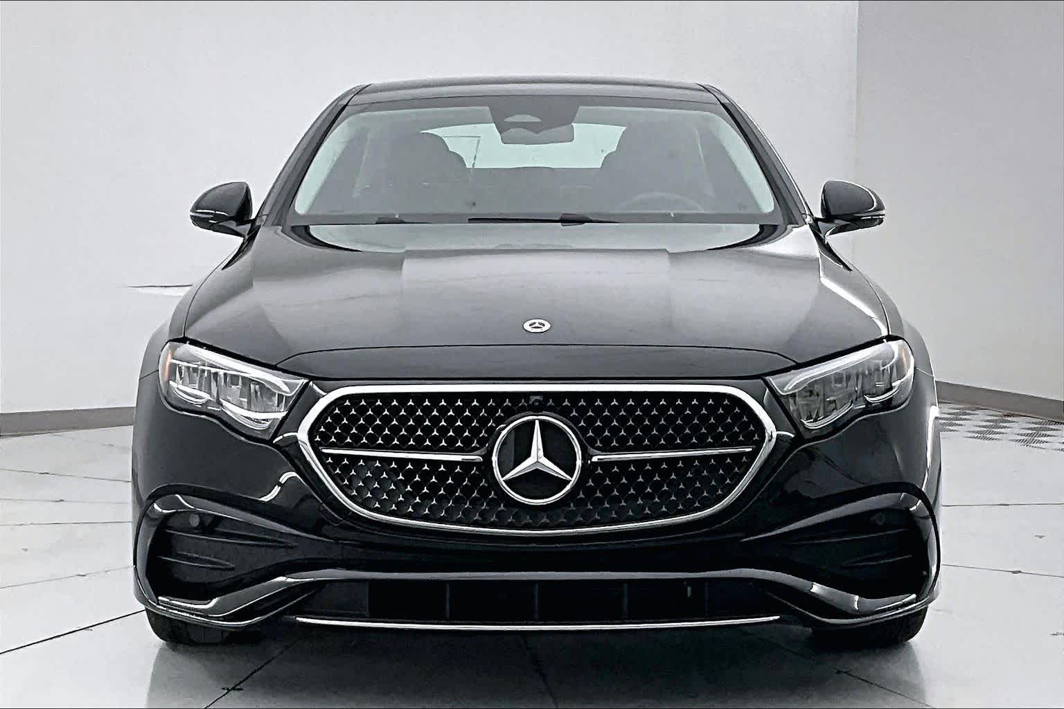 Thumbnail: 2026 Mercedes-Benz E-Class - 6
