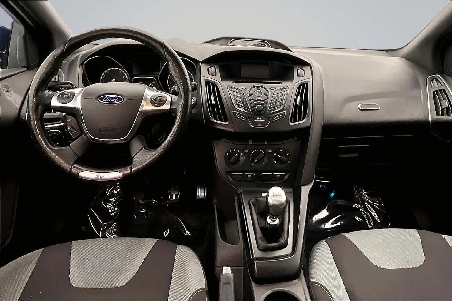 Thumbnail: 2014 Ford Focus - 10