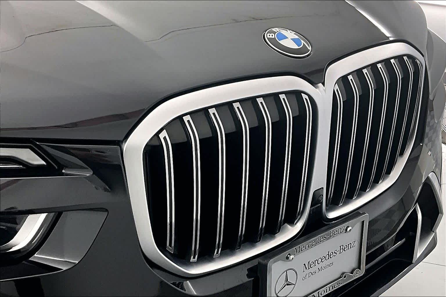 Thumbnail: 2023 BMW X7 - 26