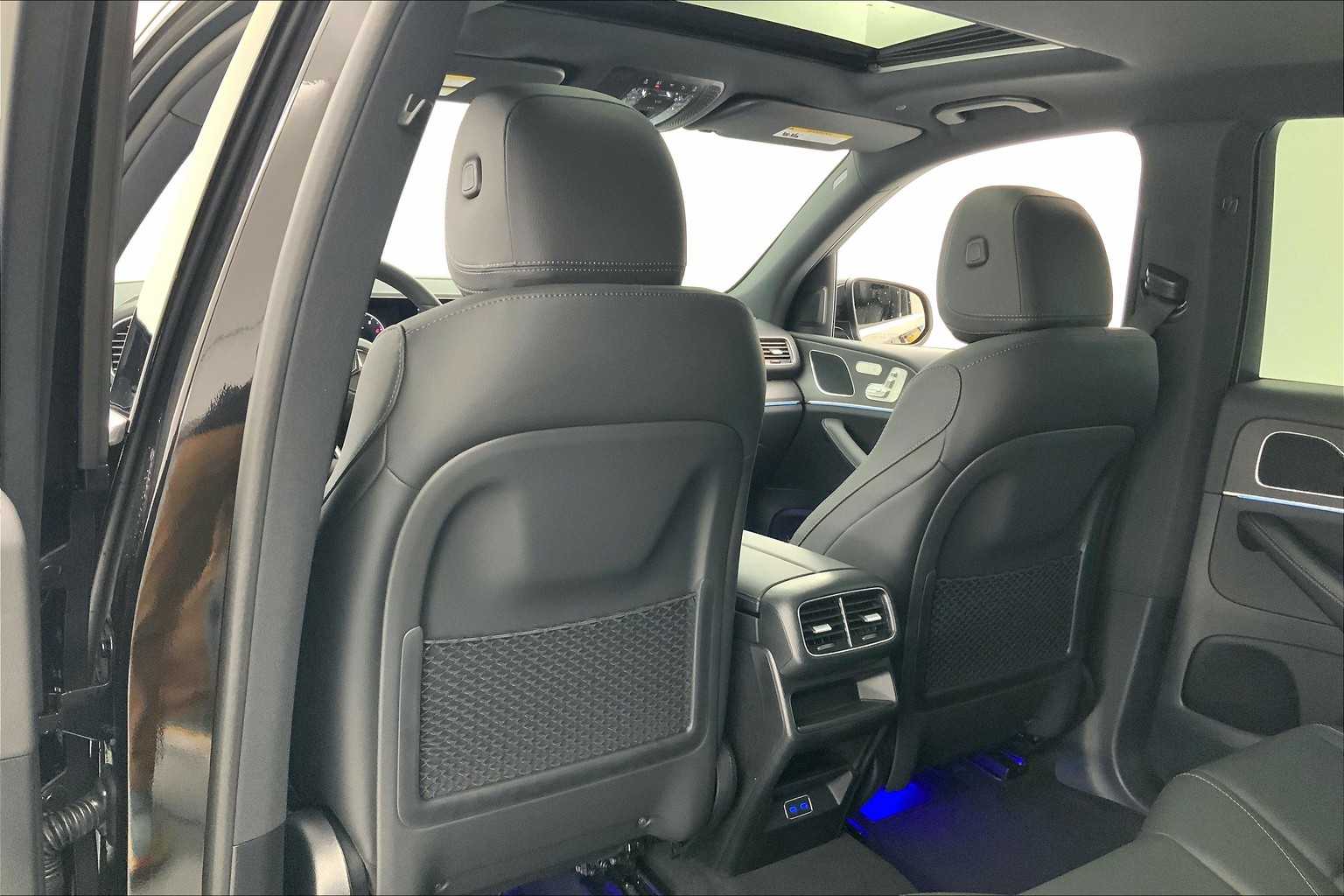 Thumbnail: 2025 Mercedes-Benz GLE - 12