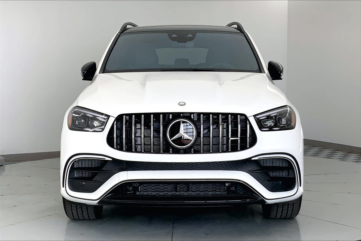 Thumbnail: 2025 Mercedes-Benz GL-Class - 5