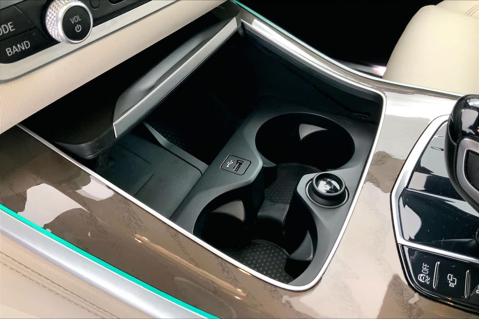 Thumbnail: 2022 BMW X5 - 27