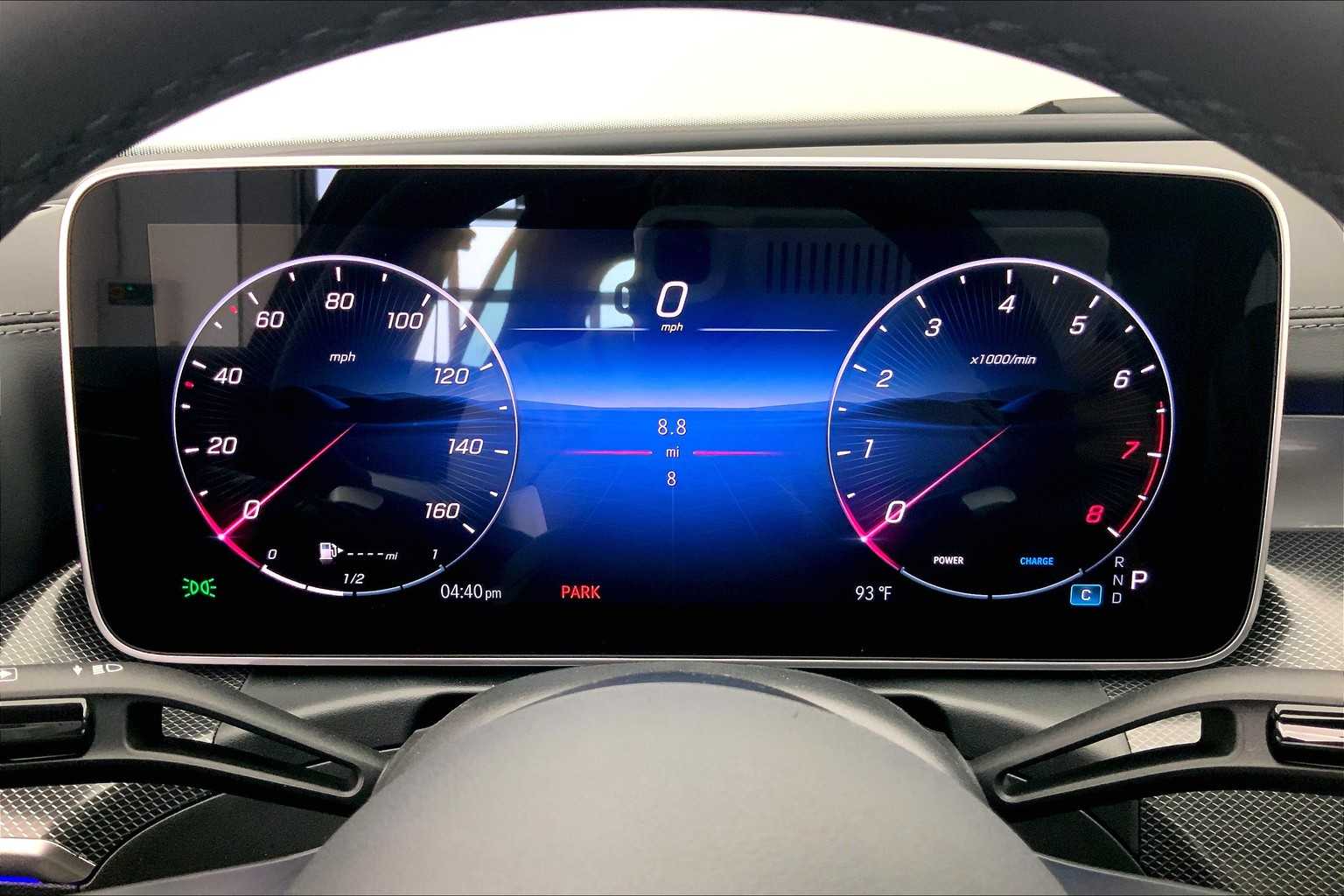 Thumbnail: 2025 Mercedes-Benz C-Class - 18