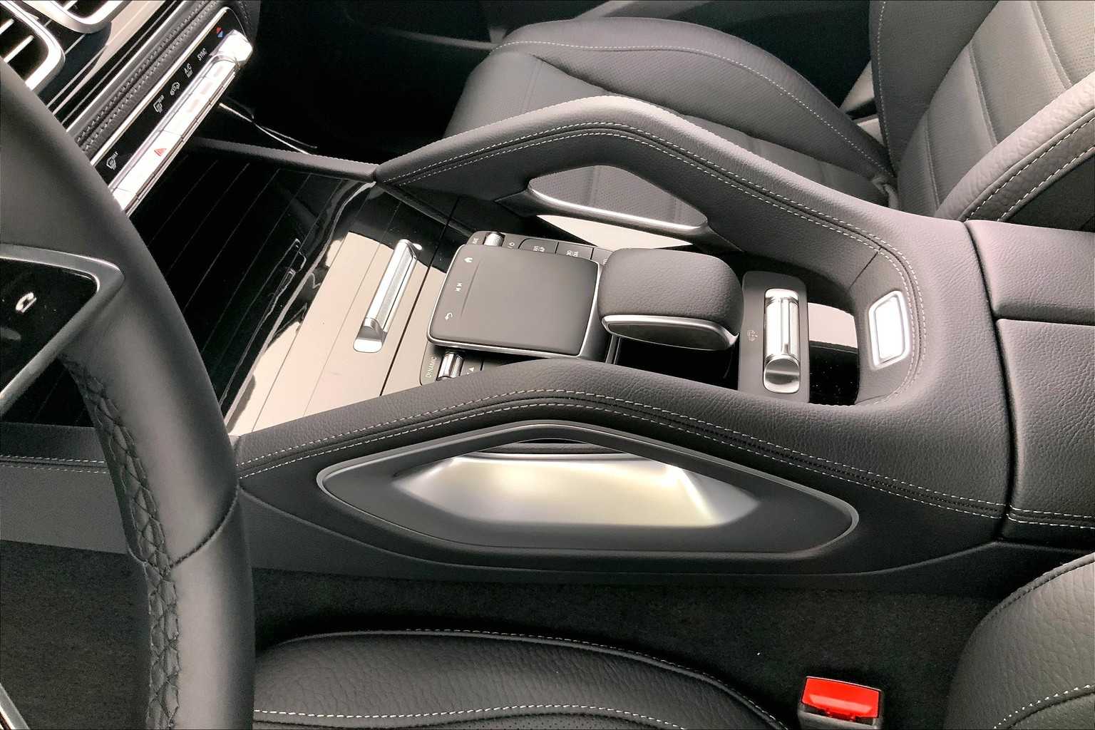 Thumbnail: 2026 Mercedes-Benz GLE - 17