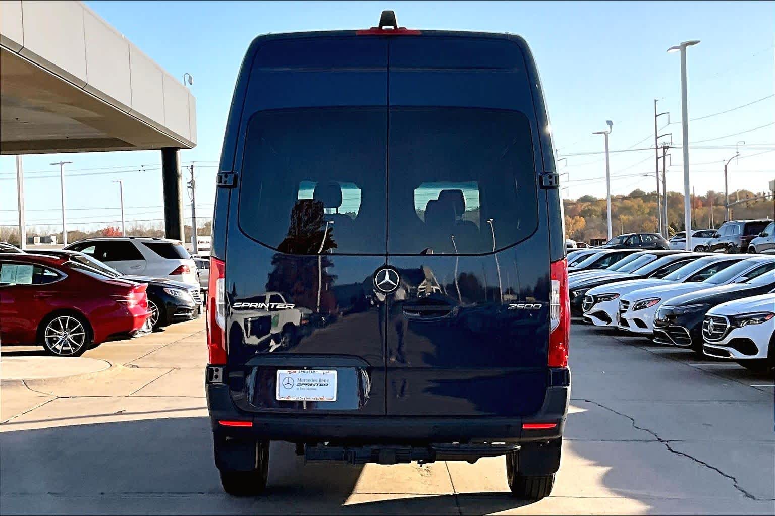 Thumbnail: 2026 Mercedes-Benz Sprinter - 5