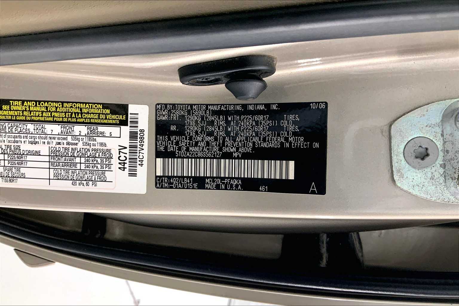 Thumbnail: 2006 Toyota Sienna - 28