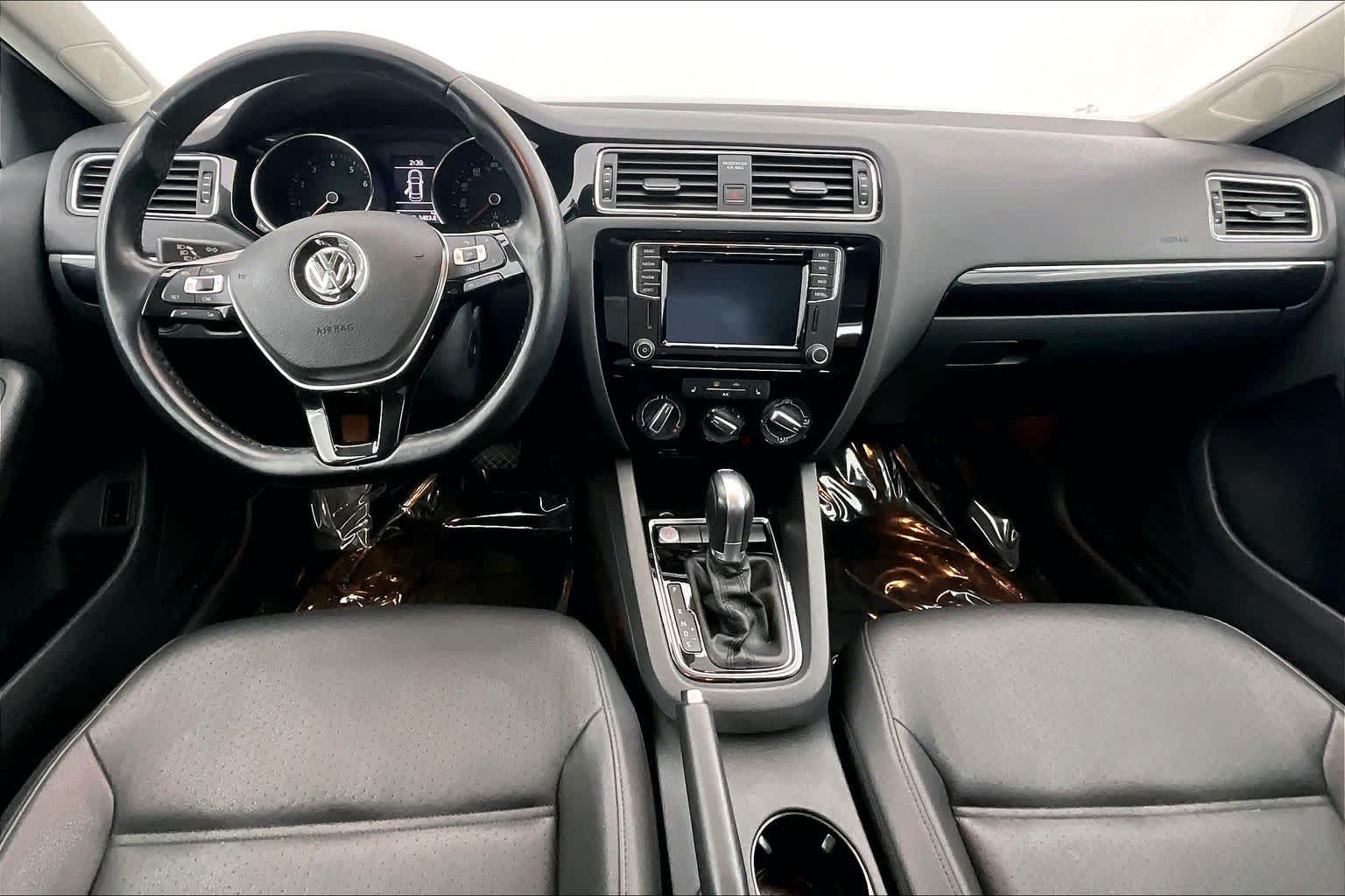 Thumbnail: 2016 Volkswagen Jetta - 10