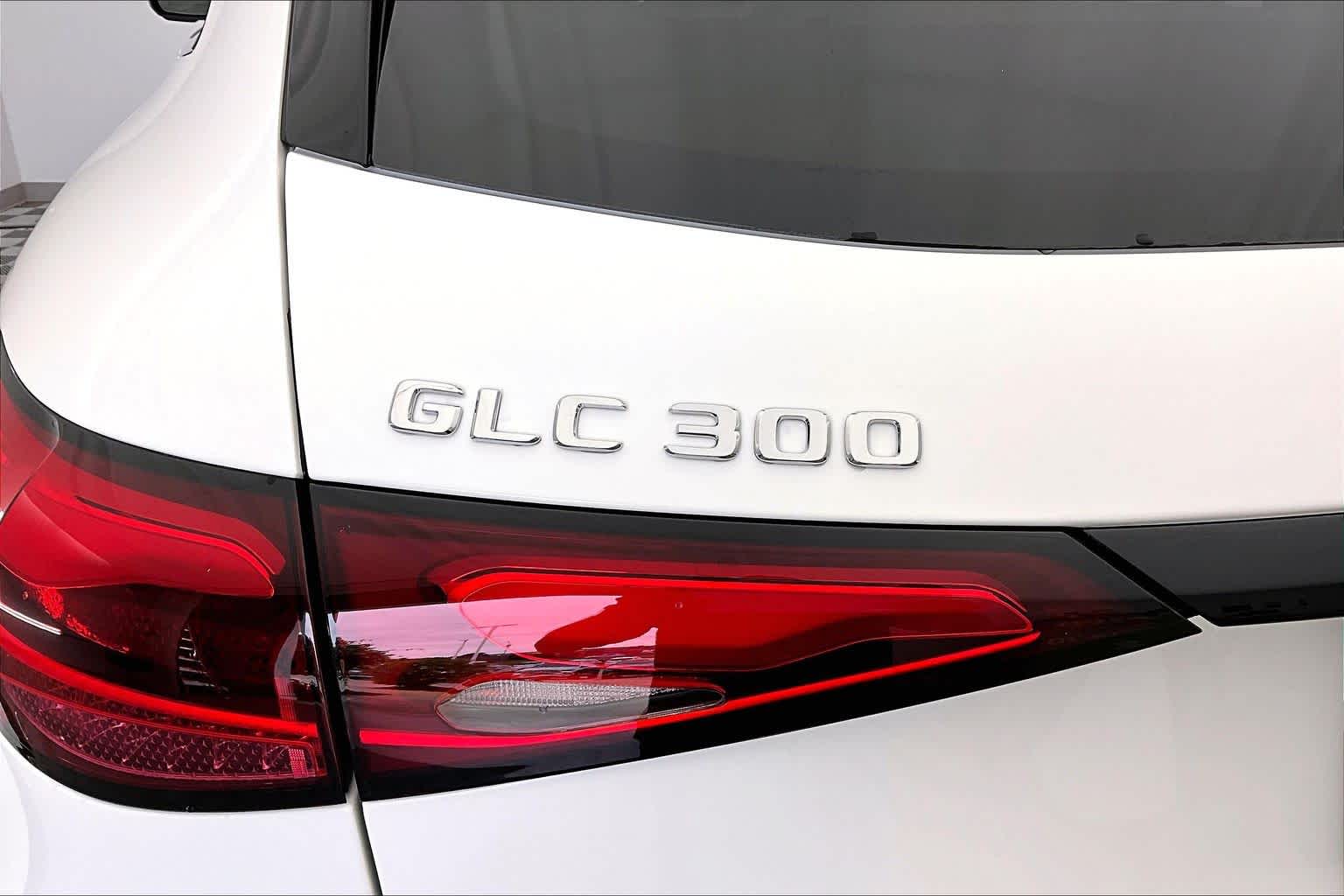 Thumbnail: 2026 Mercedes-Benz GLC - 7