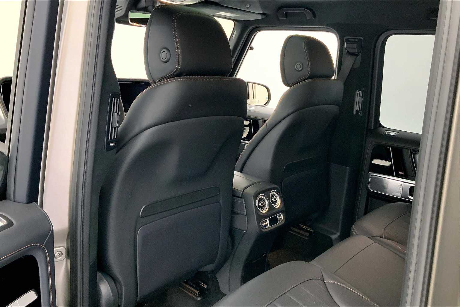 Thumbnail: 2024 Mercedes-Benz G-Class - 12