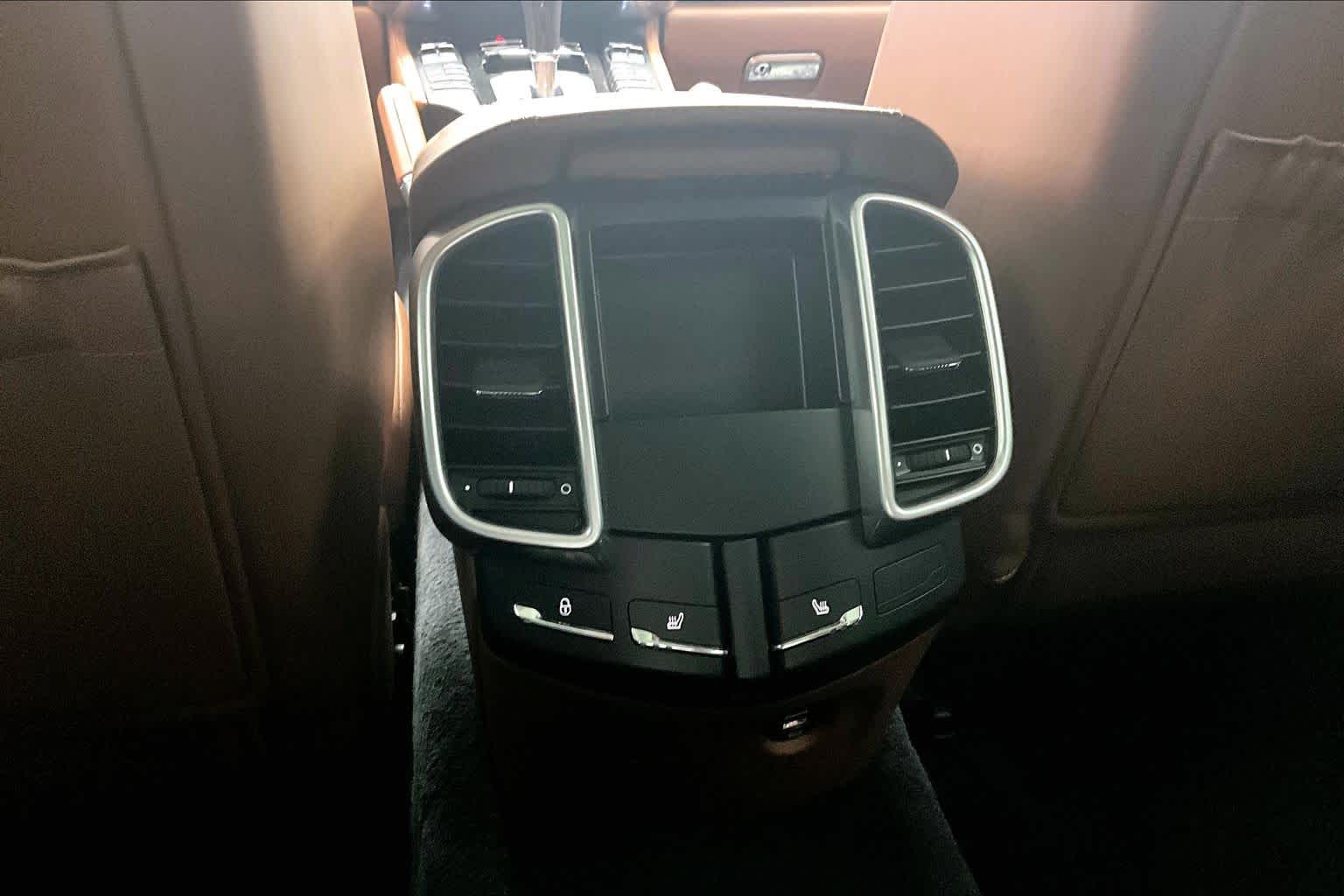 Thumbnail: 2017 Porsche Cayenne - 27