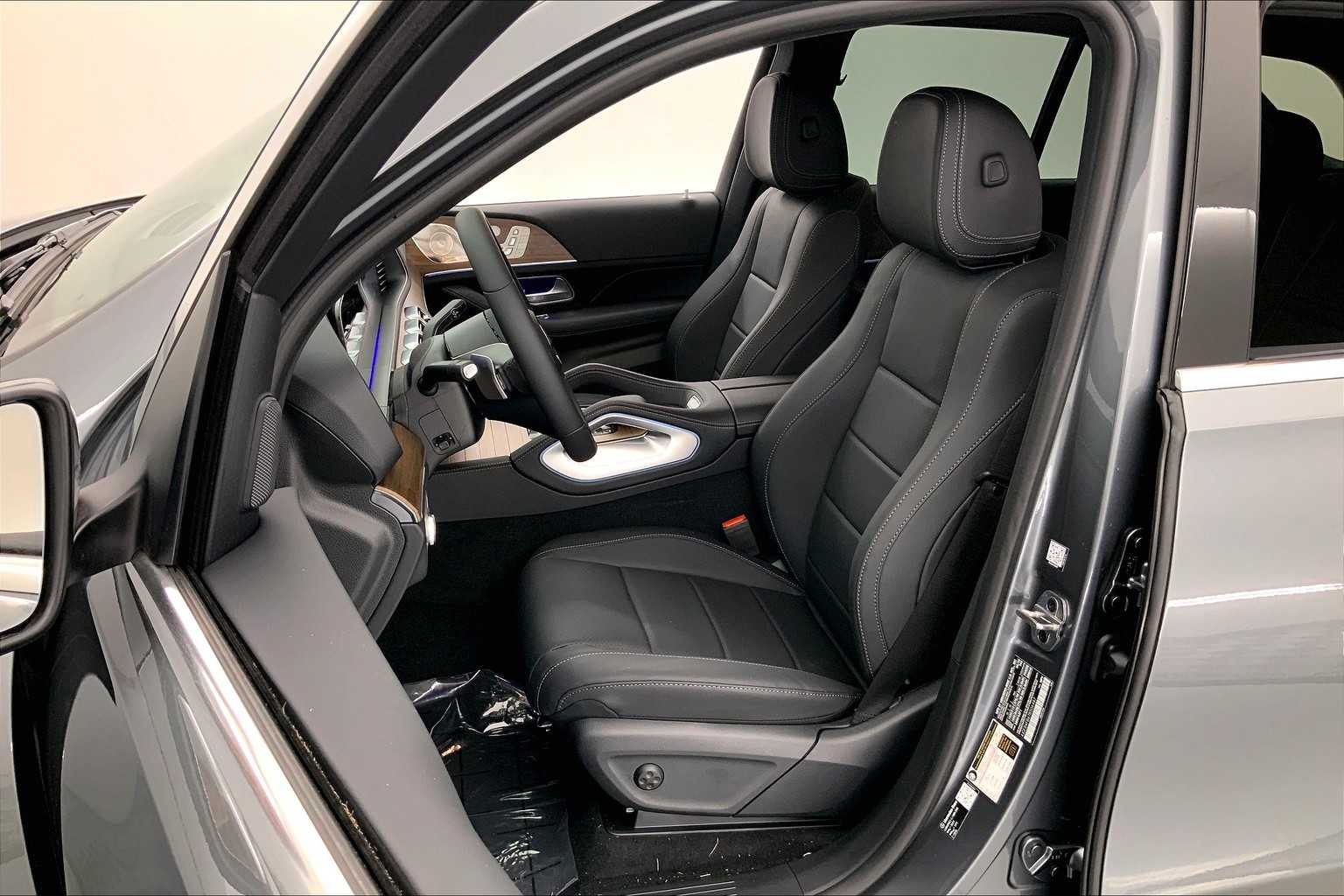 Thumbnail: 2026 Mercedes-Benz GLE - 11