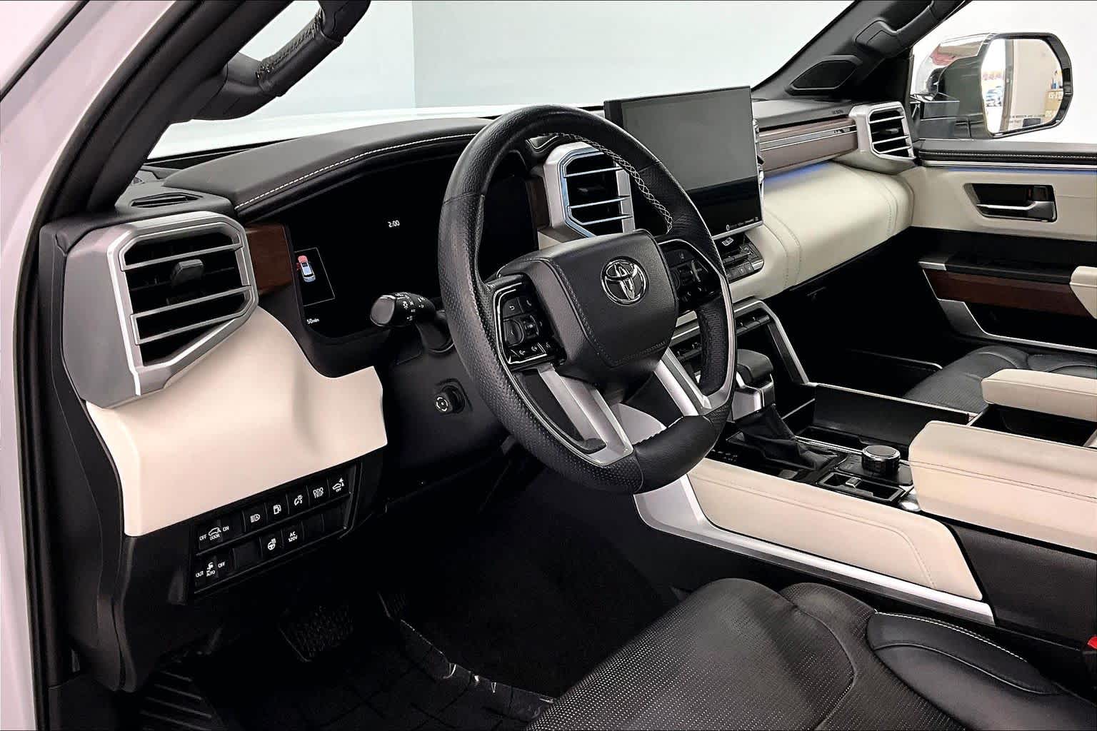 Thumbnail: 2023 Toyota Sequoia - 2