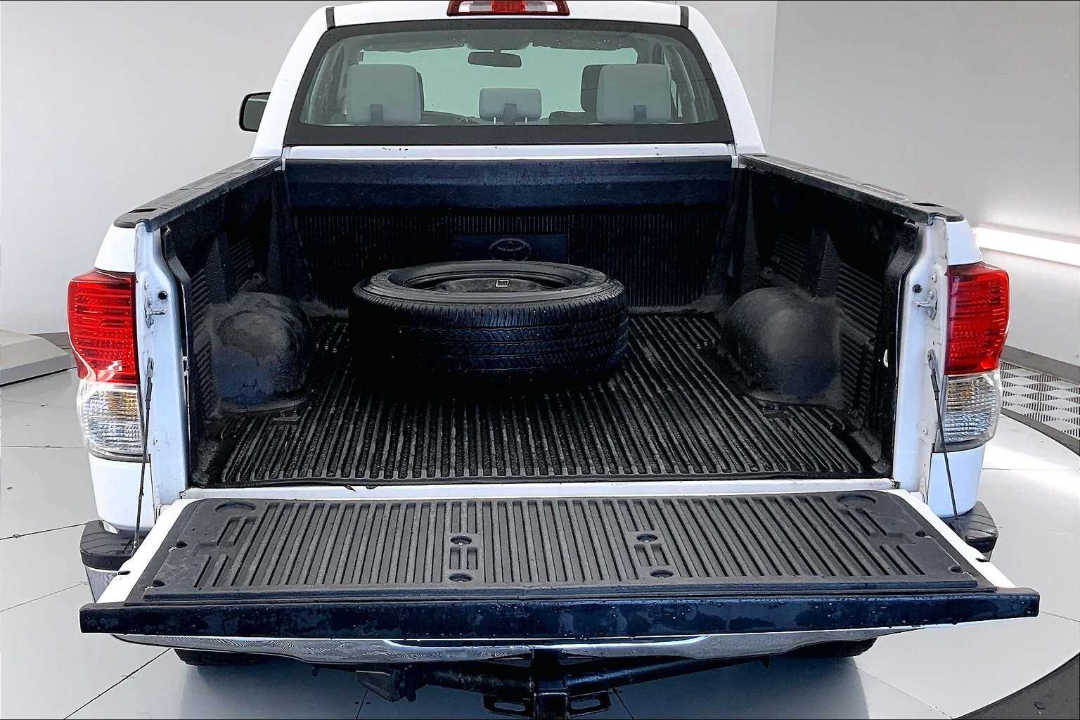 Thumbnail: 2010 Toyota Tundra - 19