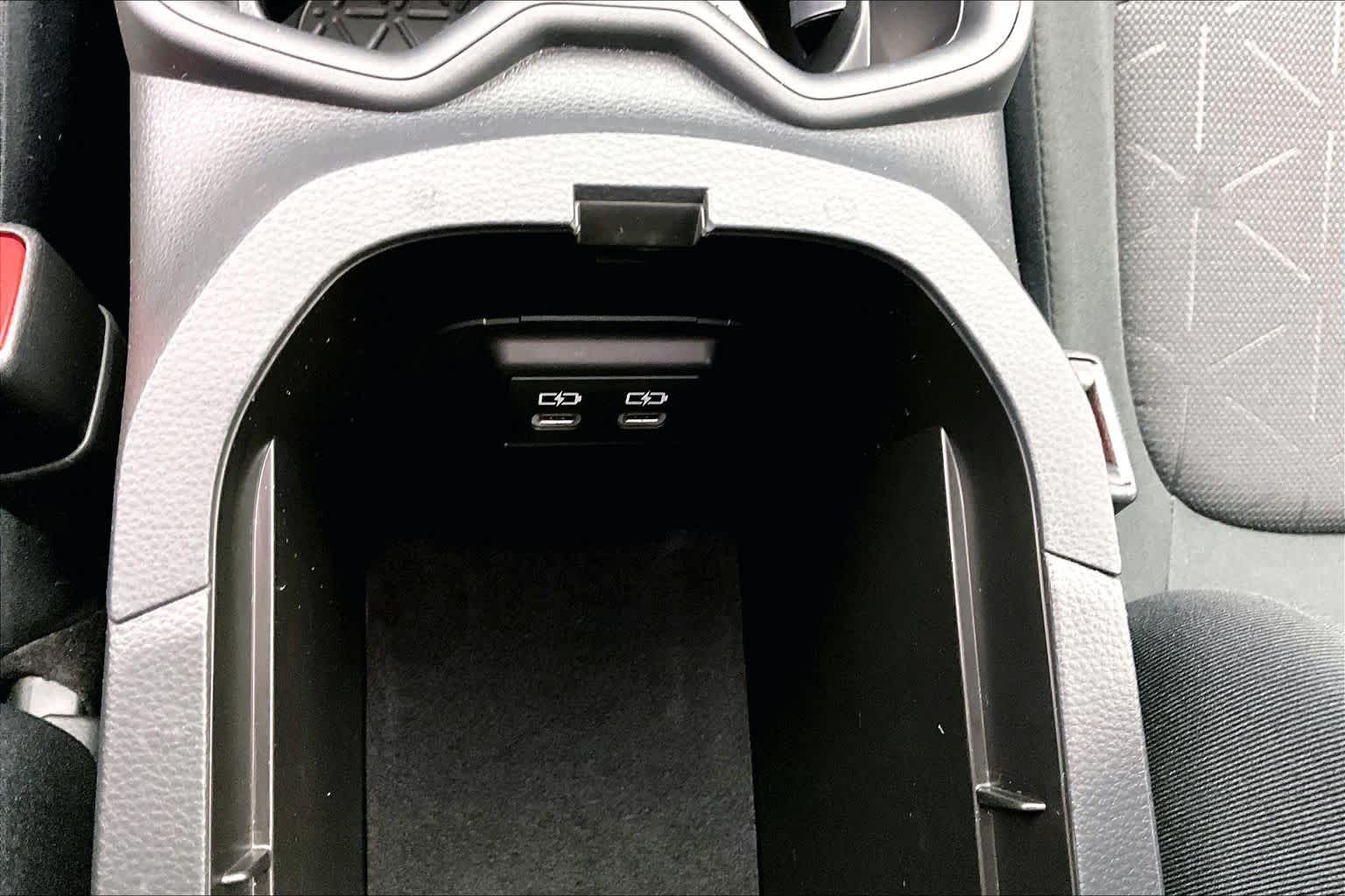 Thumbnail: 2023 Toyota RAV4 - 28