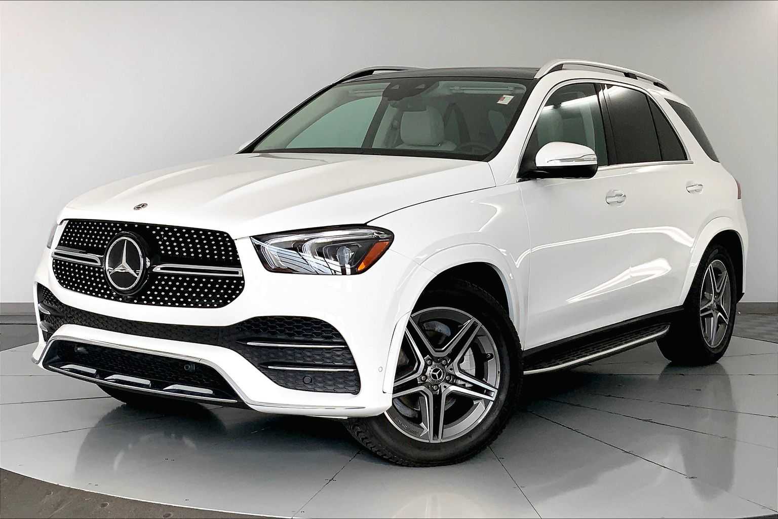 Thumbnail: 2022 Mercedes-Benz GLE - 1