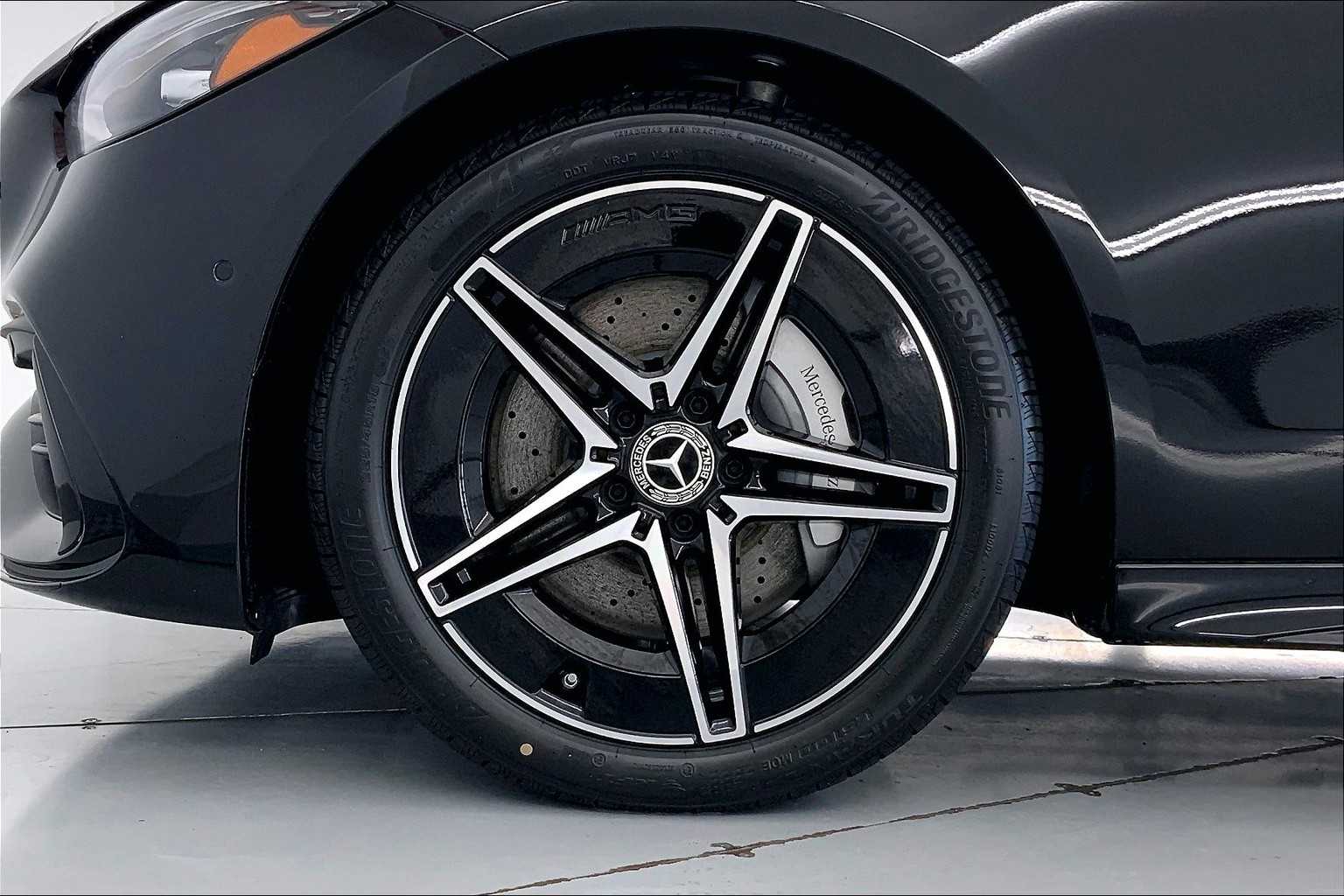 Thumbnail: 2025 Mercedes-Benz C-Class - 8