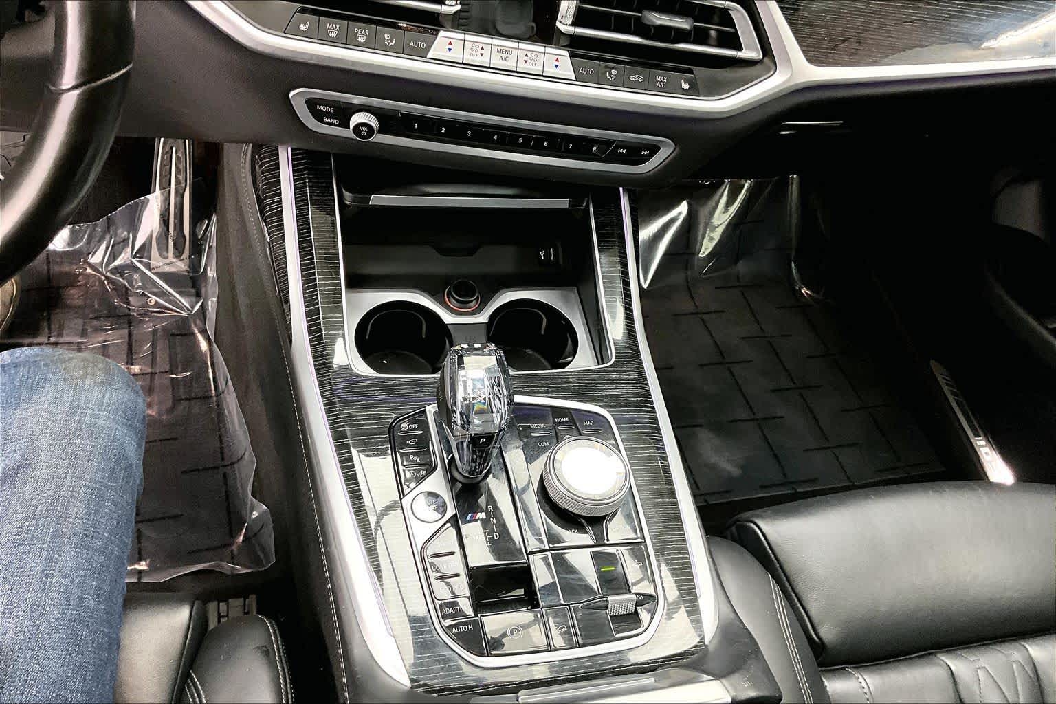 Thumbnail: 2021 BMW X7 - 27