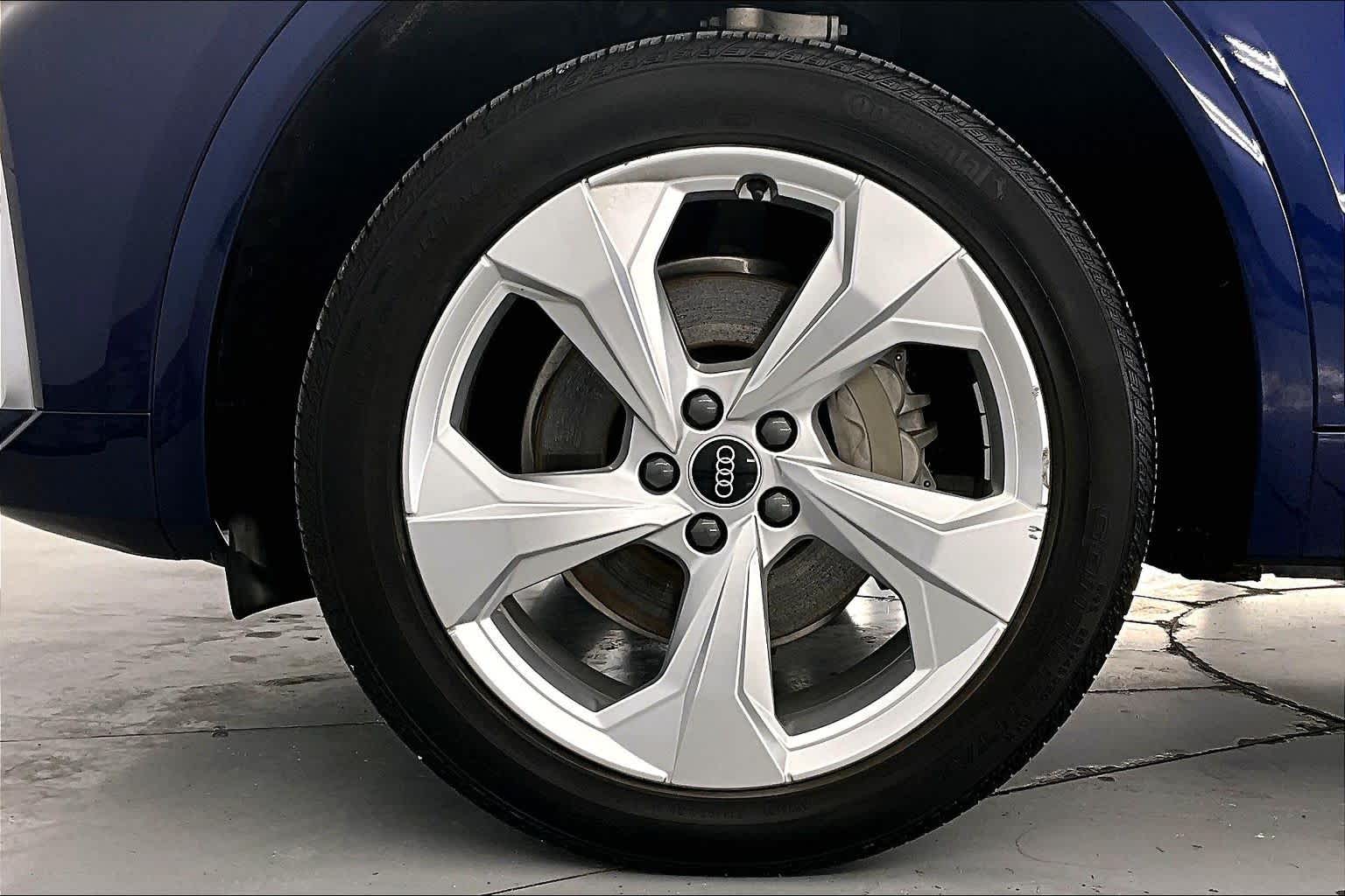 Thumbnail: 2023 Audi Q5 - 8