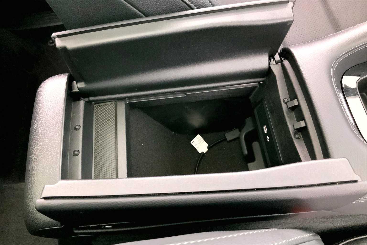 Thumbnail: 2024 Mercedes-Benz GLE - 28