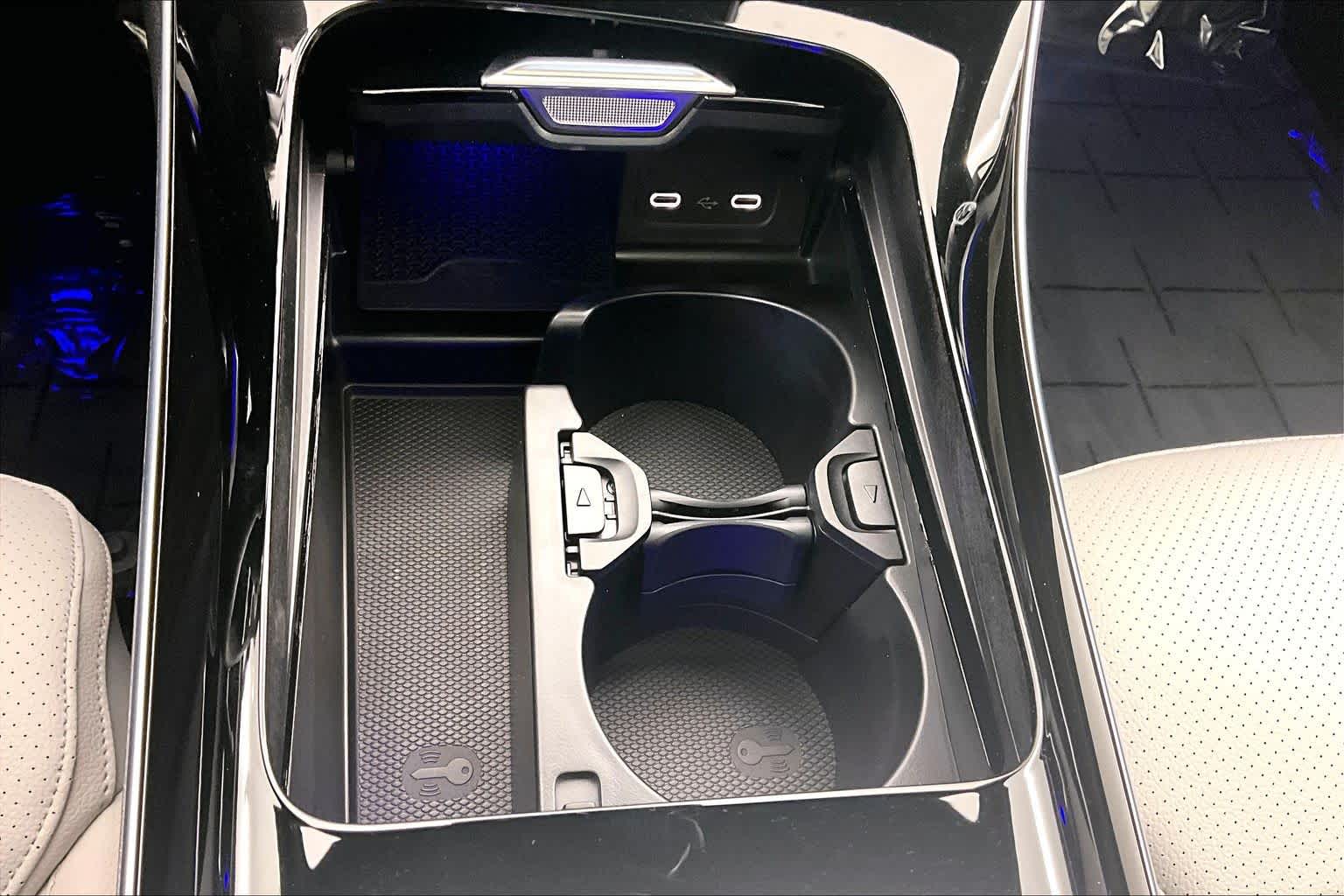 Thumbnail: 2026 Mercedes-Benz C-Class - 23