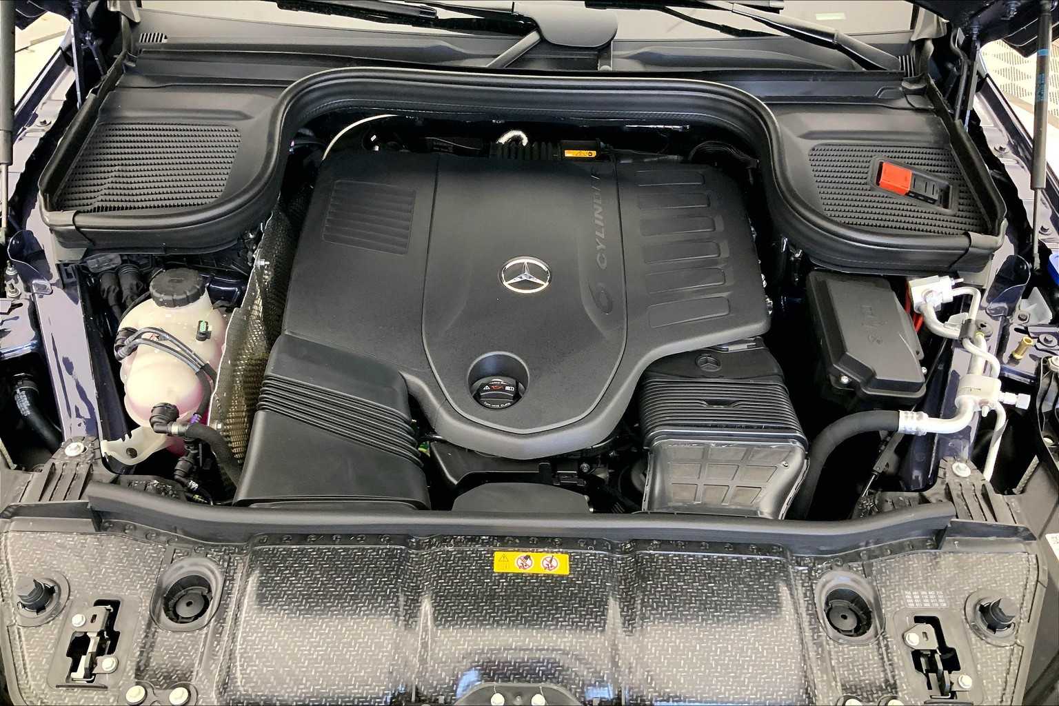 Thumbnail: 2026 Mercedes-Benz GLE - 9