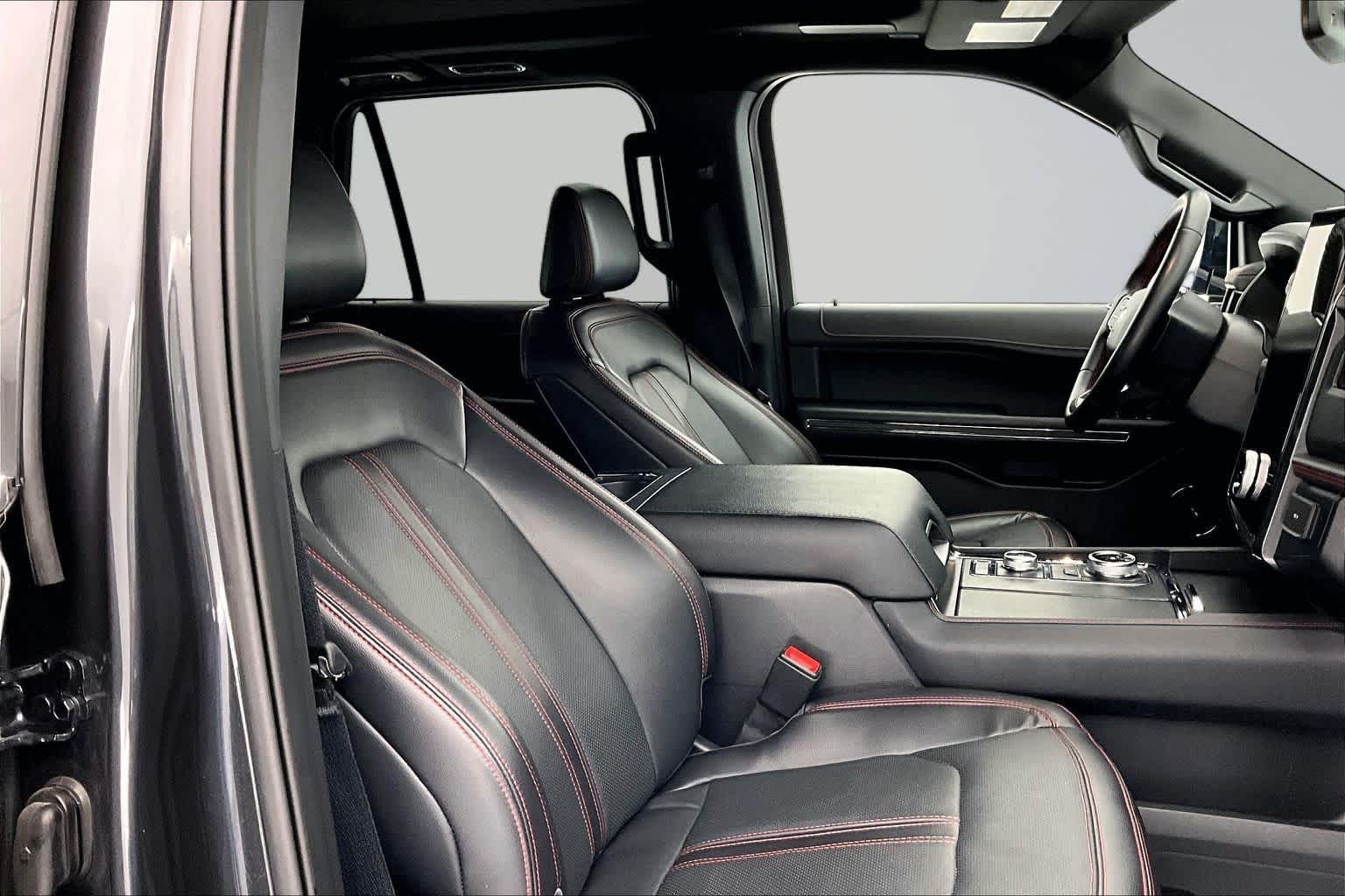 Thumbnail: 2022 Ford Expedition MAX - 14