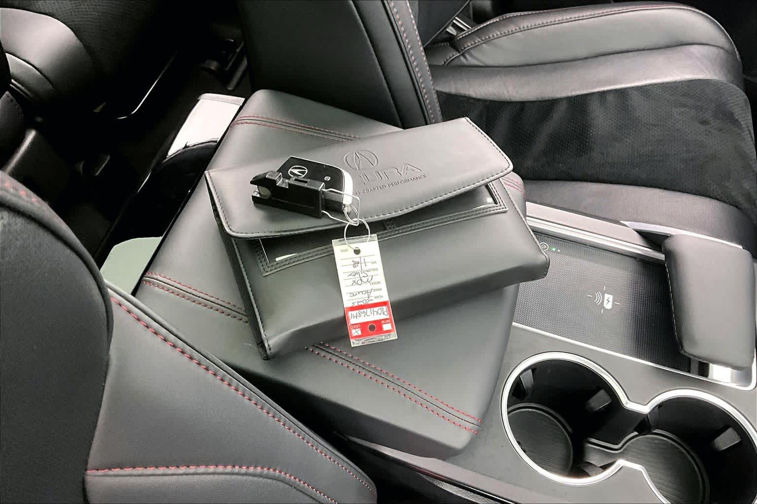 Thumbnail: 2023 Acura MDX - 20