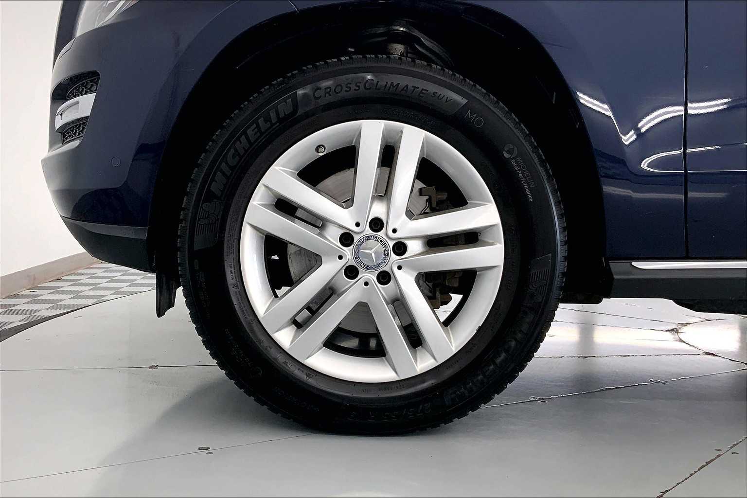 Thumbnail: 2016 Mercedes-Benz GL-Class - 8
