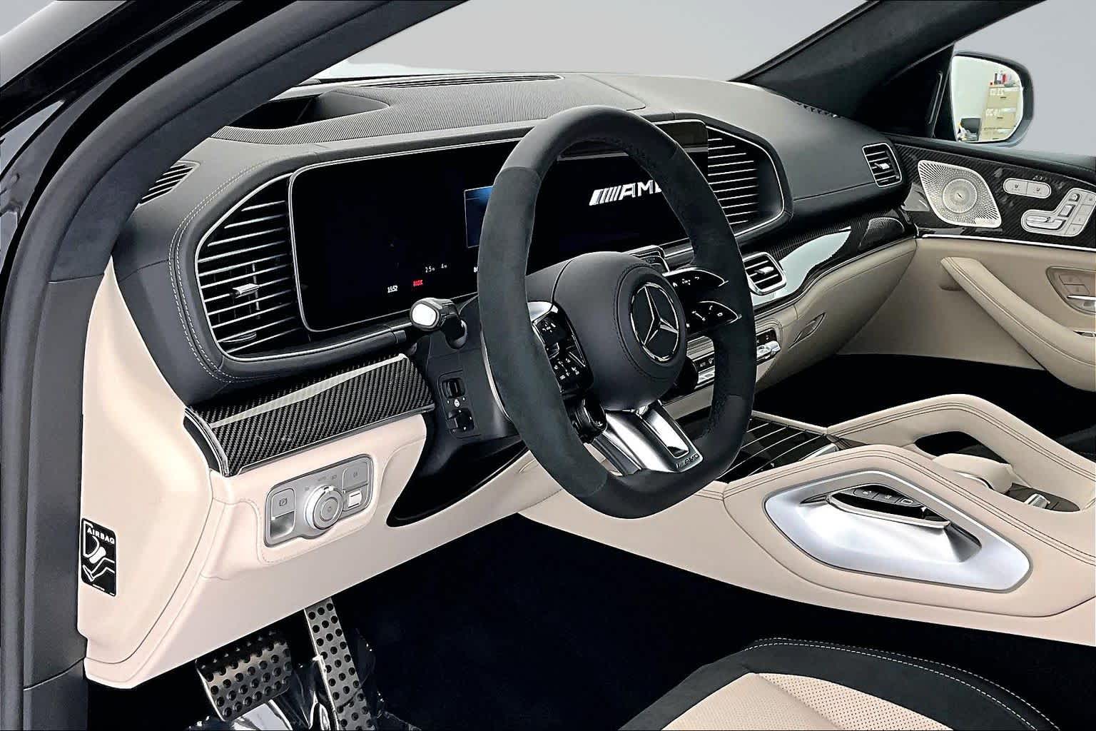 Thumbnail: 2026 Mercedes-Benz GL-Class - 2