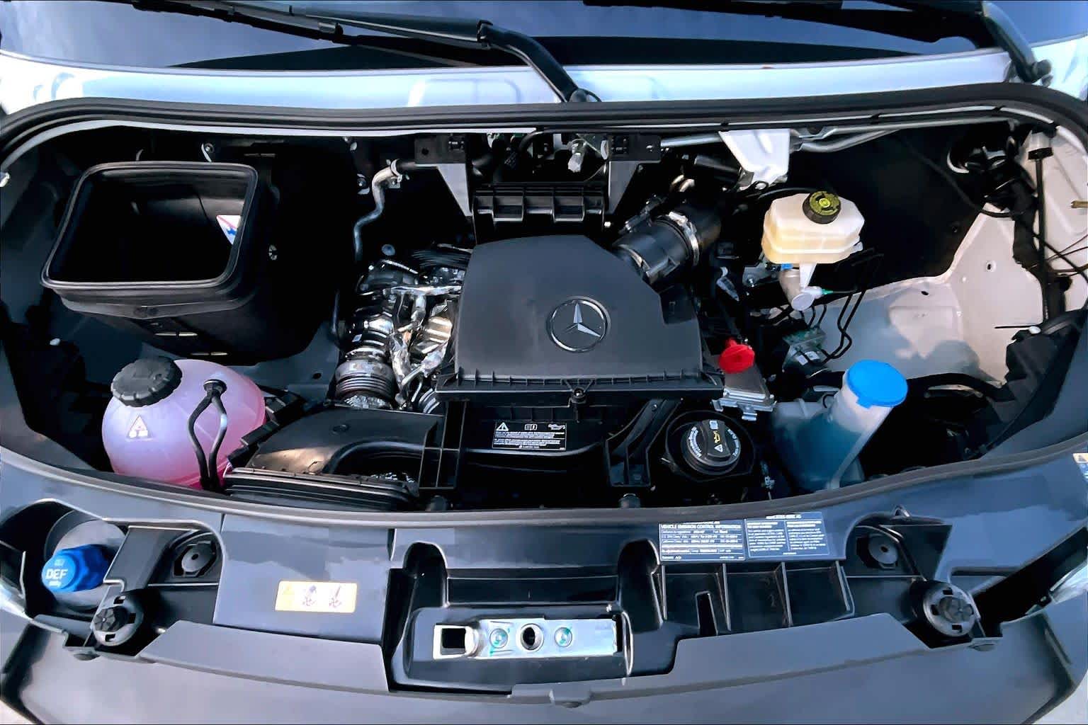 Thumbnail: 2026 Mercedes-Benz Sprinter - 9