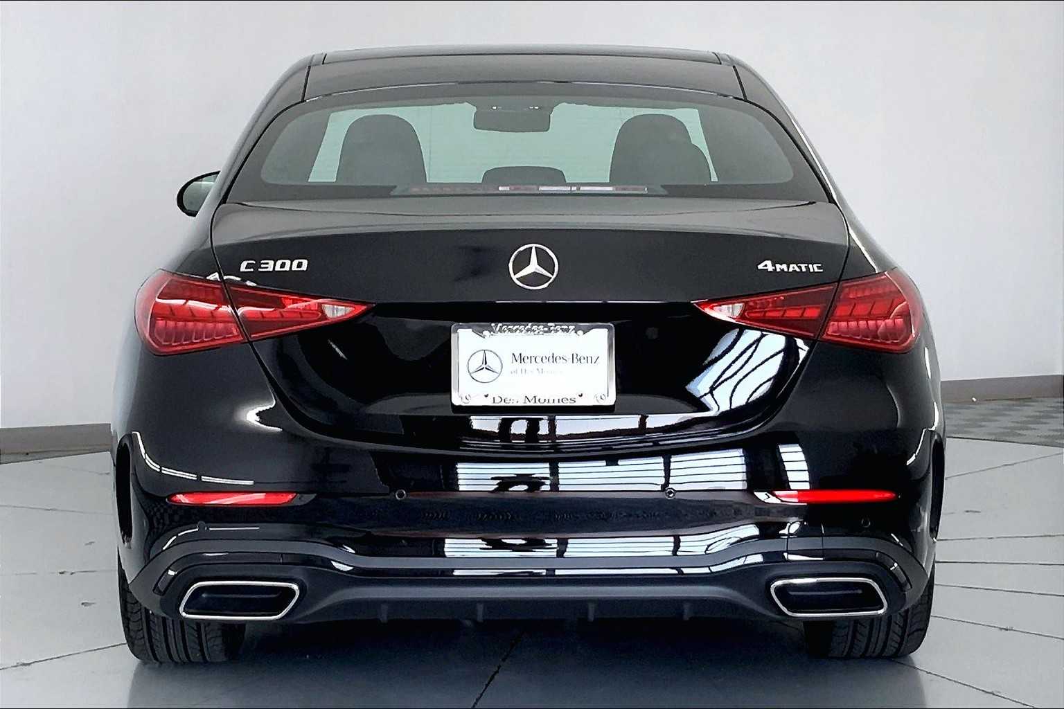 Thumbnail: 2025 Mercedes-Benz C-Class - 5