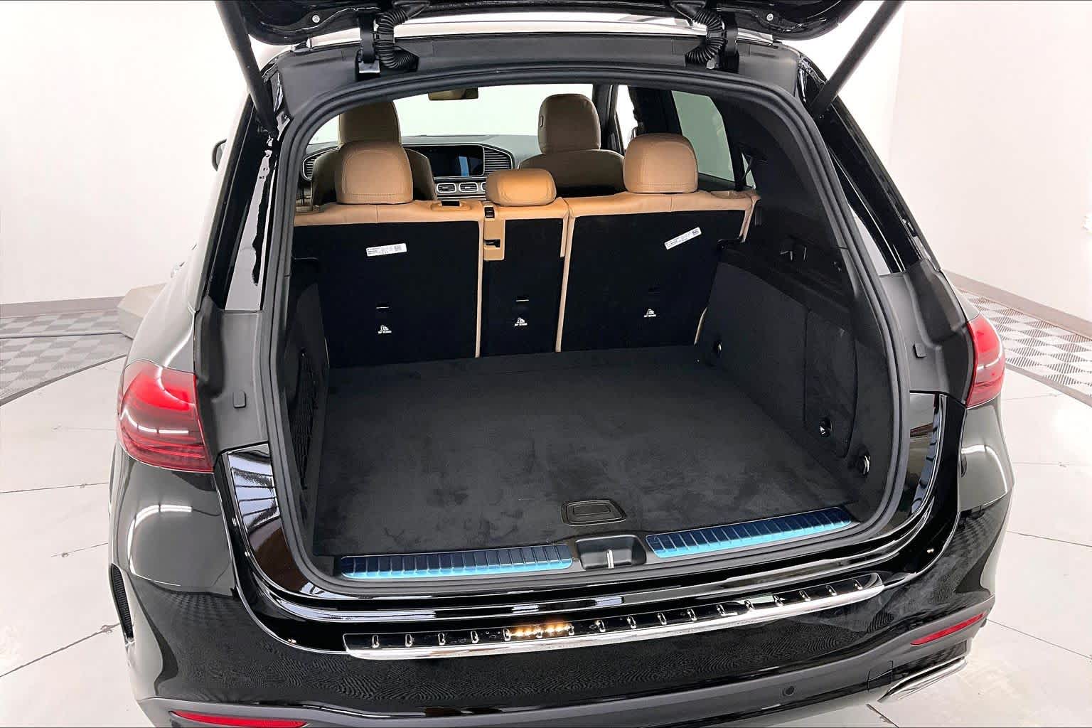 Thumbnail: 2026 Mercedes-Benz GLE - 19