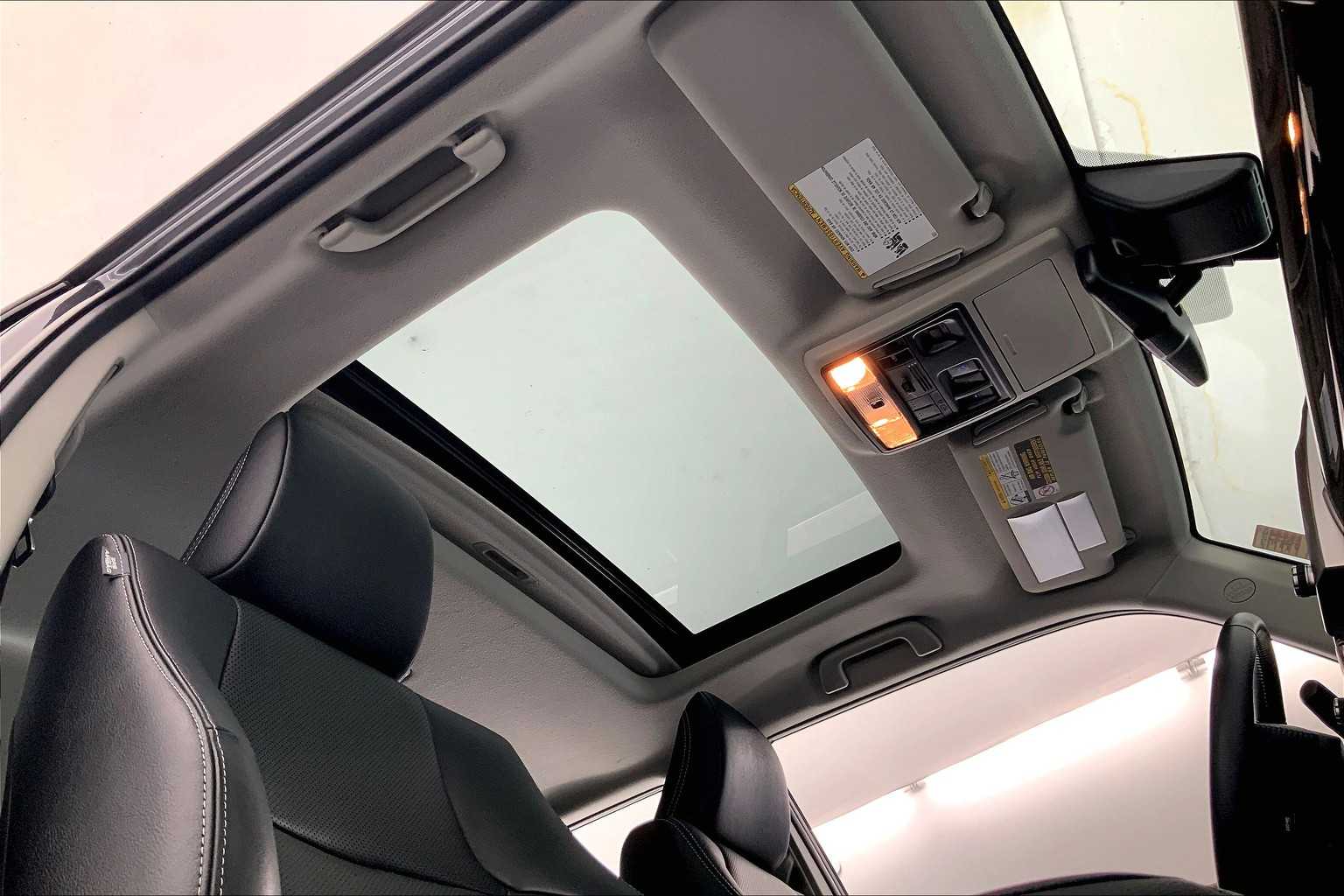 Thumbnail: 2021 Toyota 4Runner - 22