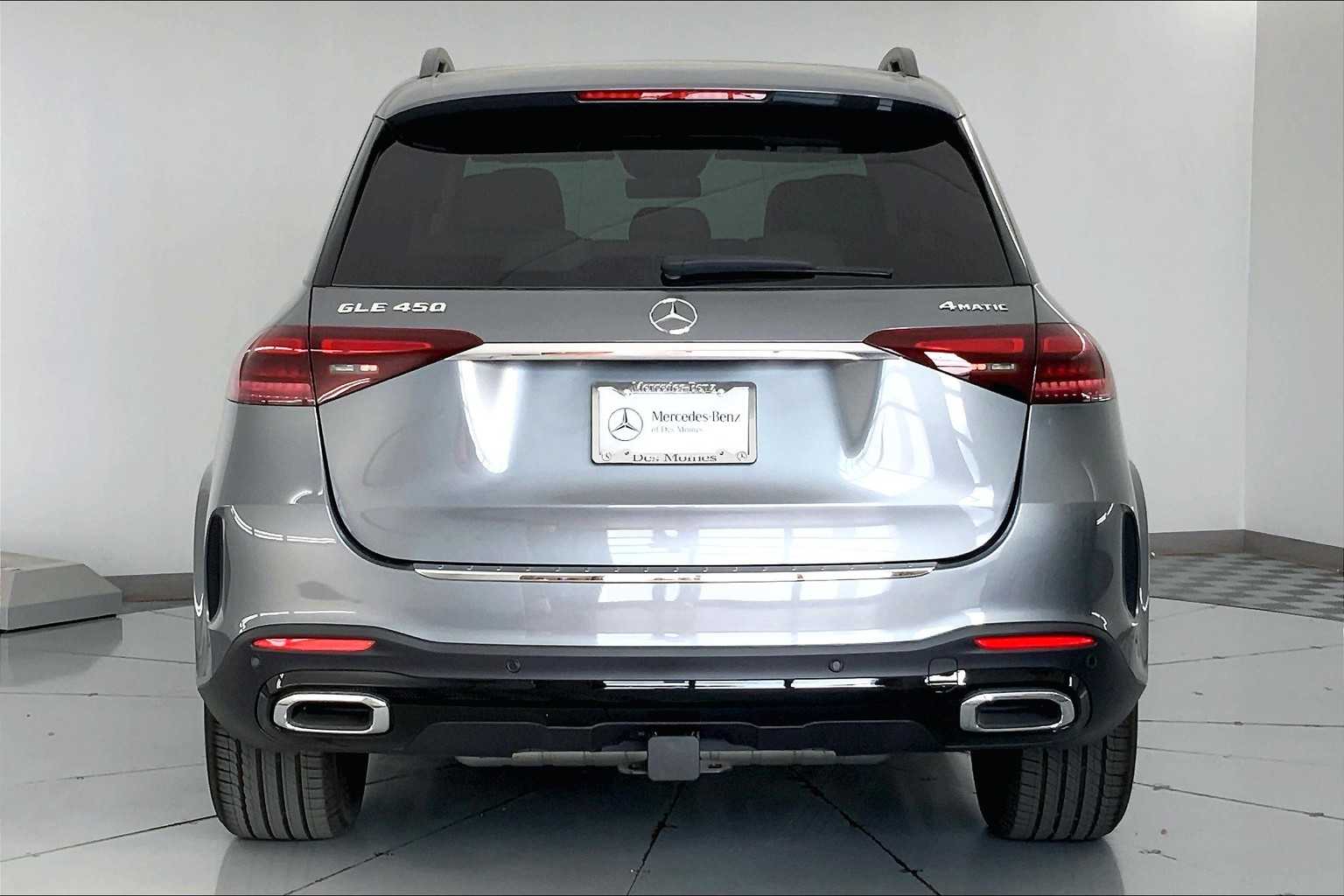 Thumbnail: 2026 Mercedes-Benz GLE - 5