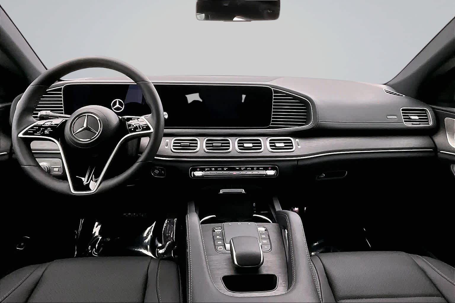 Thumbnail: 2026 Mercedes-Benz GLE - 10