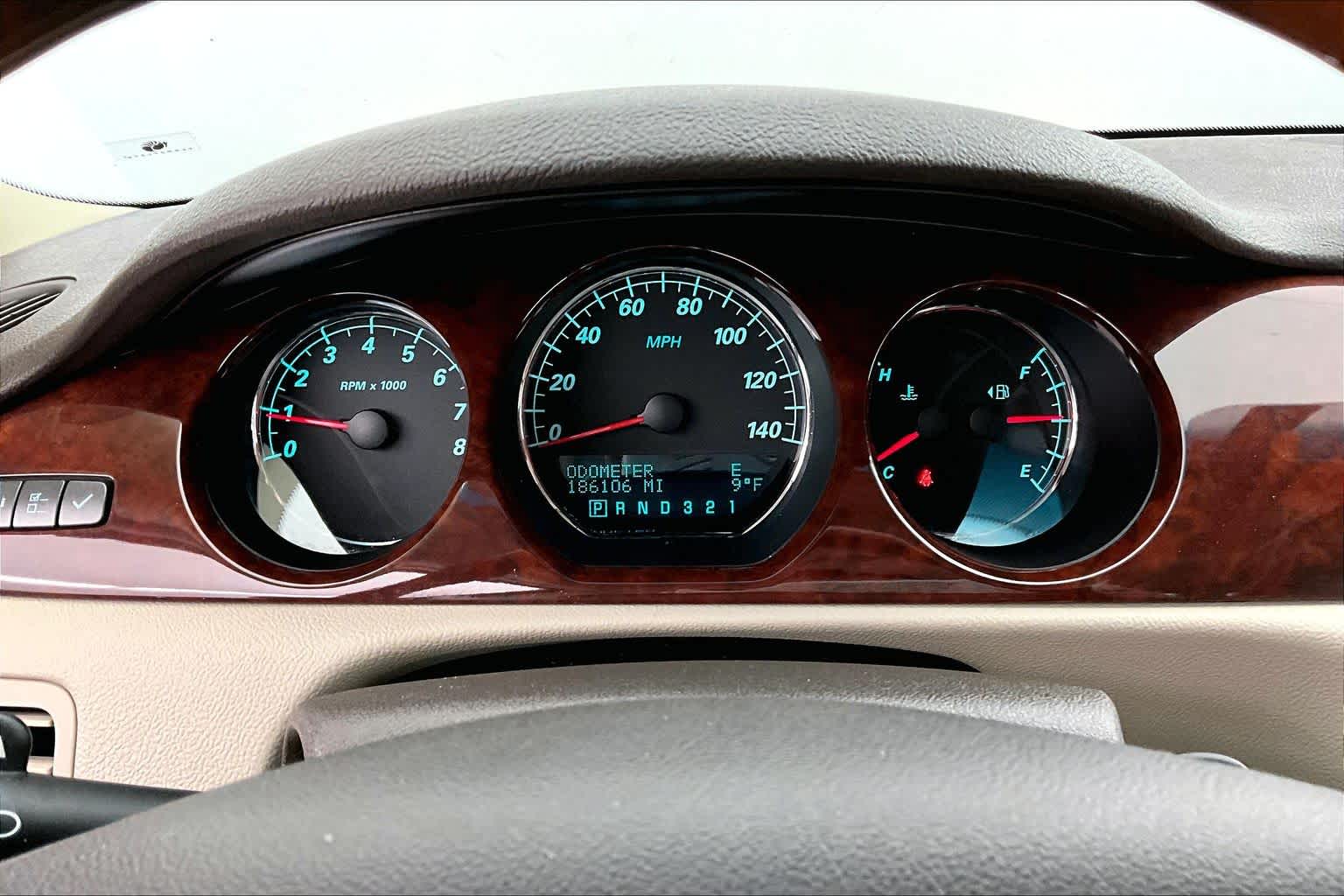 Thumbnail: 2008 Buick Lucerne - 18