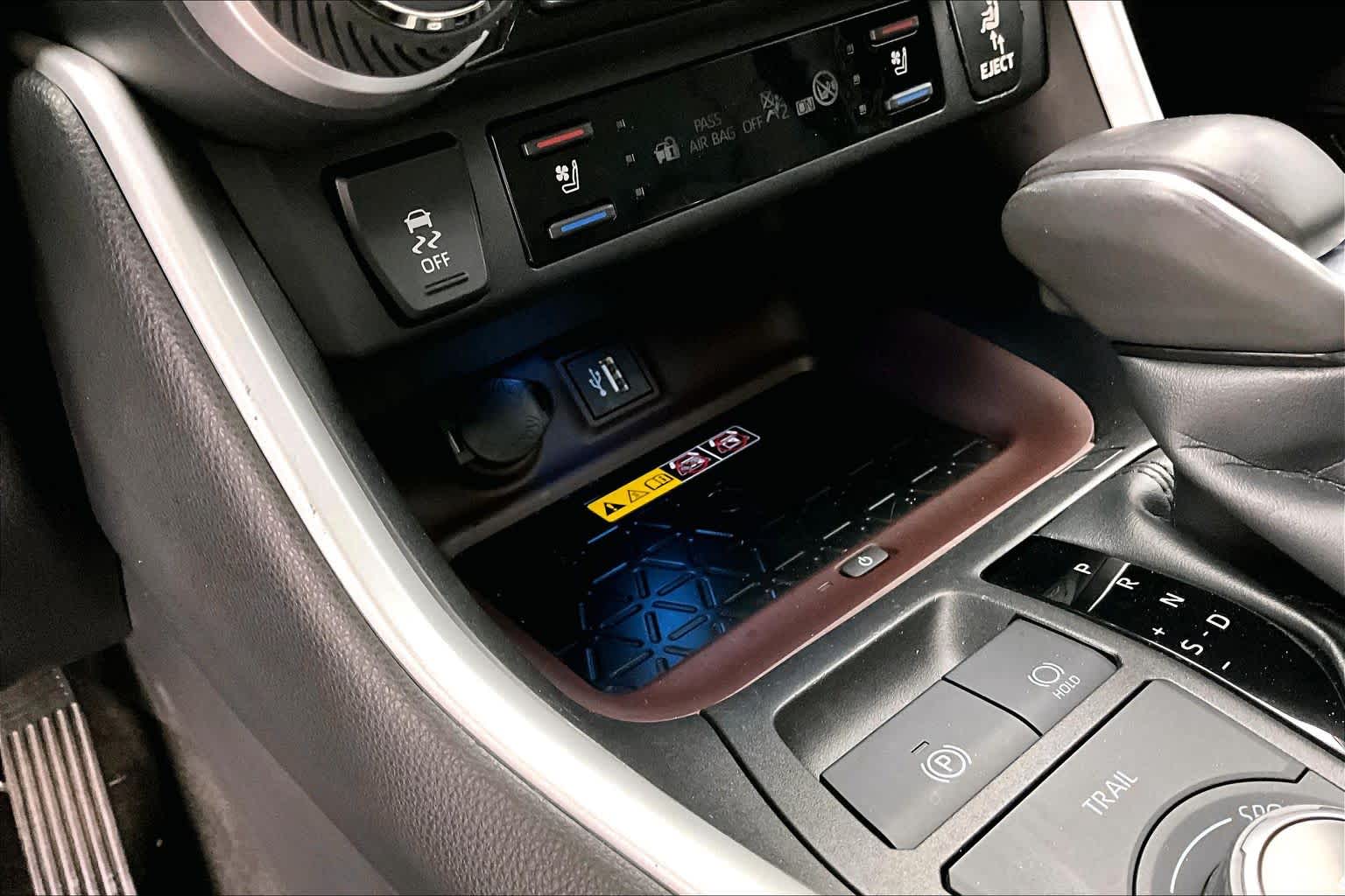 Thumbnail: 2023 Toyota RAV4 - 27