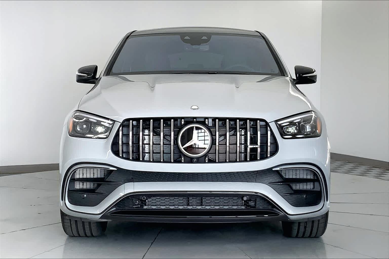 Thumbnail: 2025 Mercedes-Benz GL-Class - 6