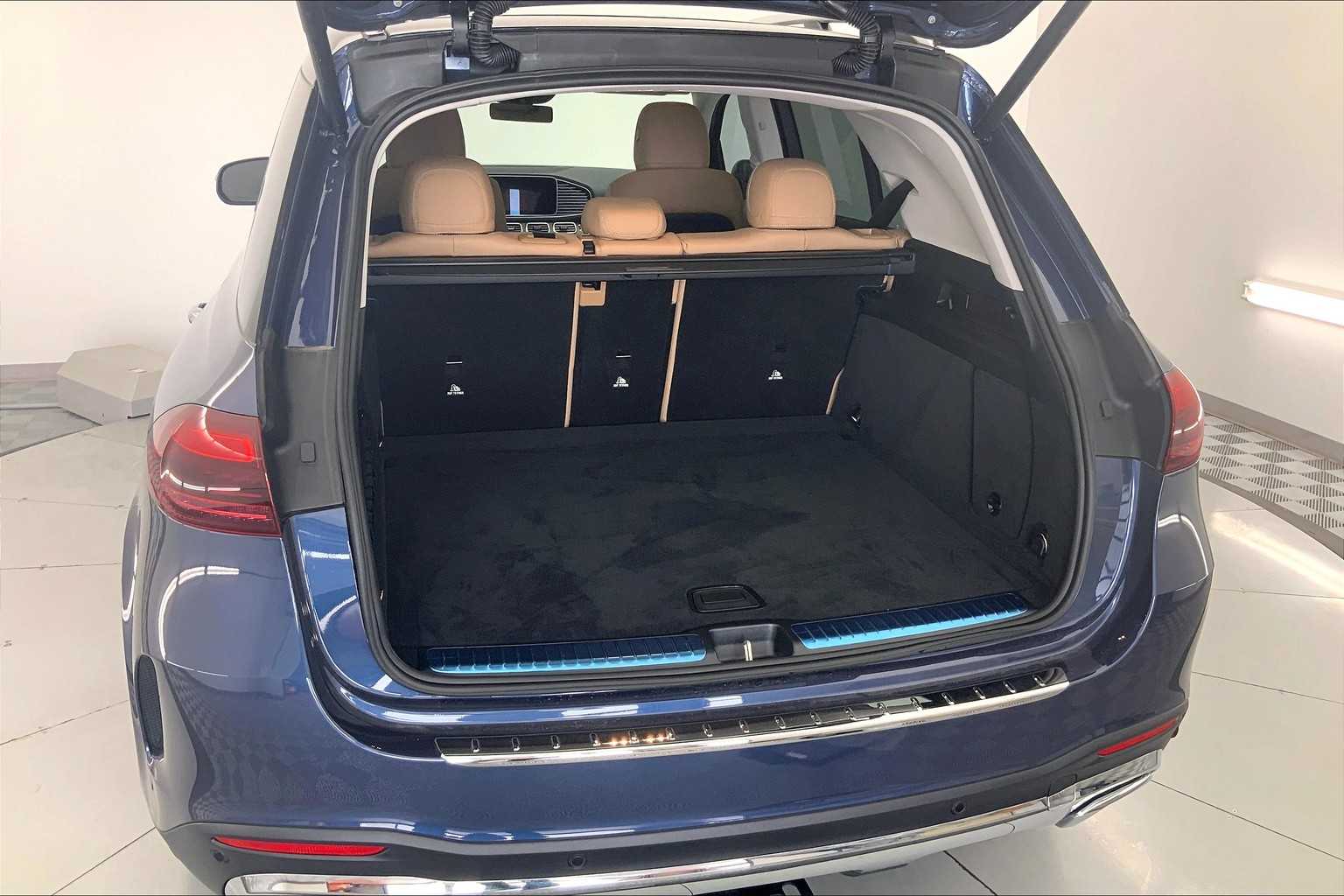 Thumbnail: 2025 Mercedes-Benz GLE - 19